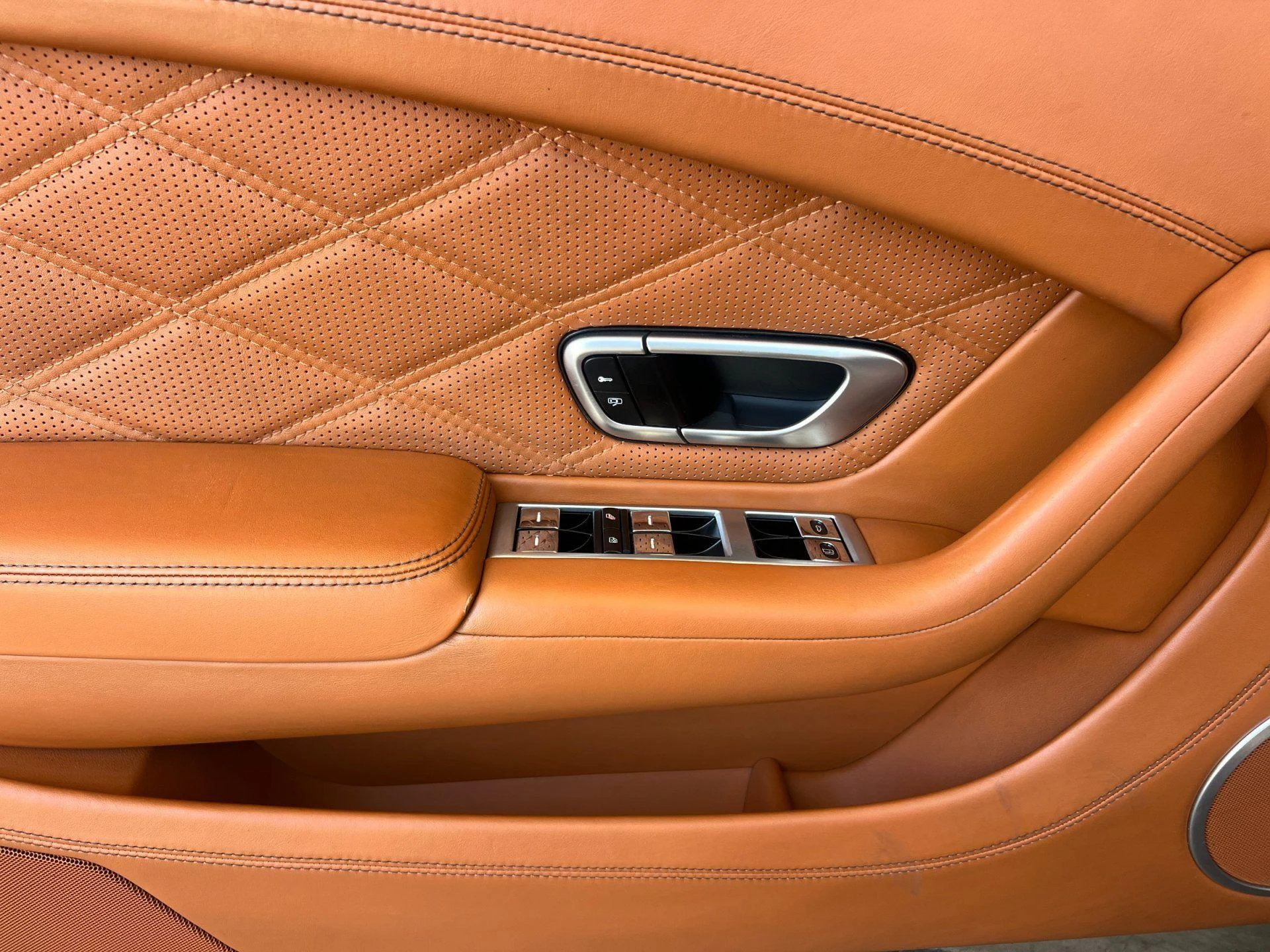 mph014_3814962281_Used_2013_Bentley_Continental_GTC_GT_V8_Convertible_1781081269_d08e47dda8