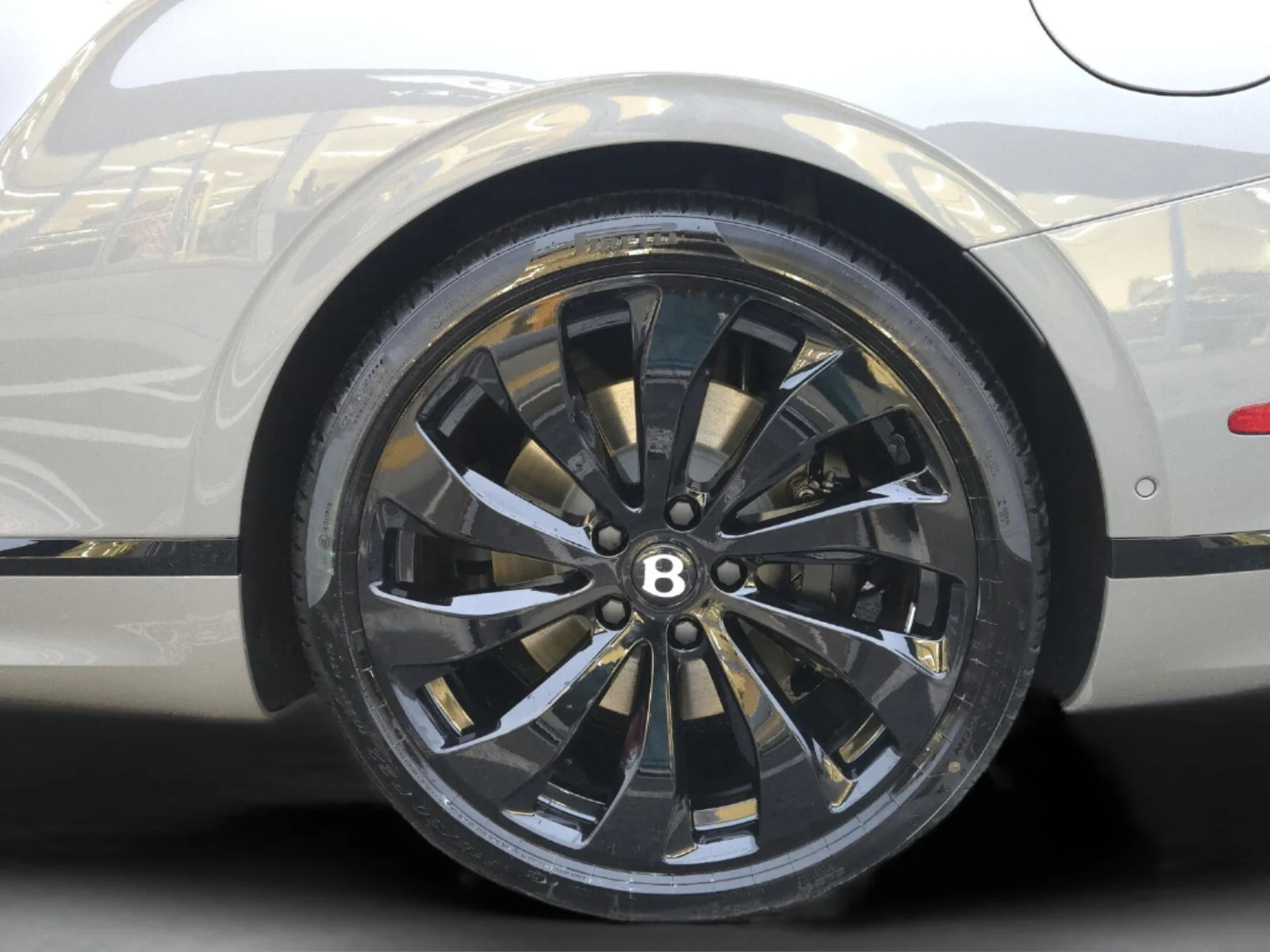 mph014_3819636264_cbebd9aaf3feacd769b75662276e81b0x_85bf07cd3f