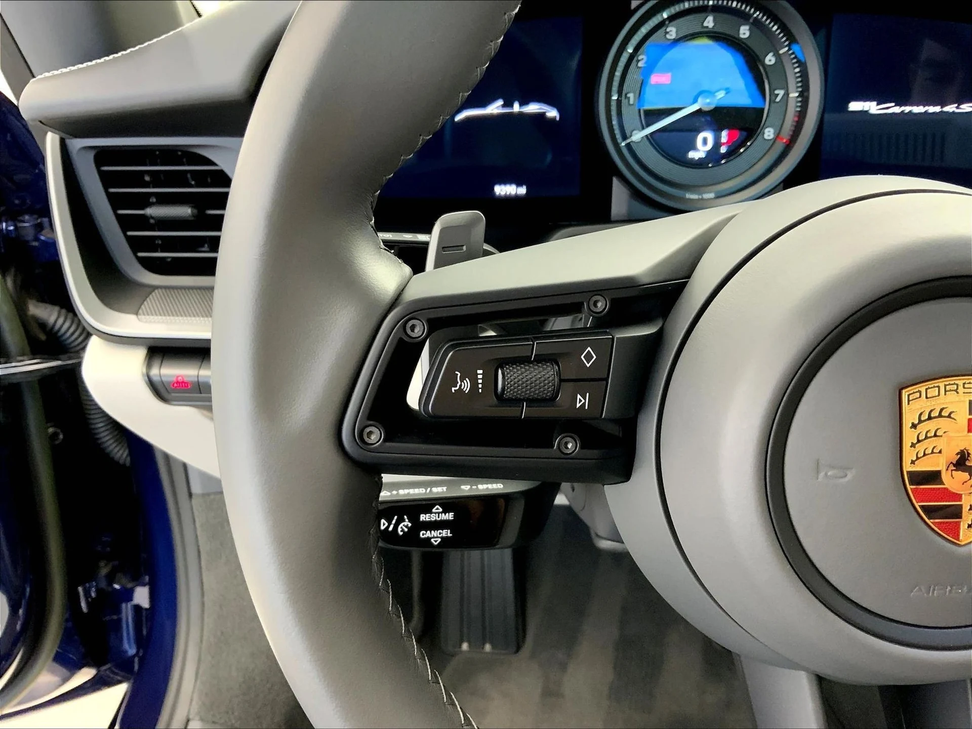 mph014_382842468_de4f6416e9e0d8873c0685abe1f19827x_d5095048c3