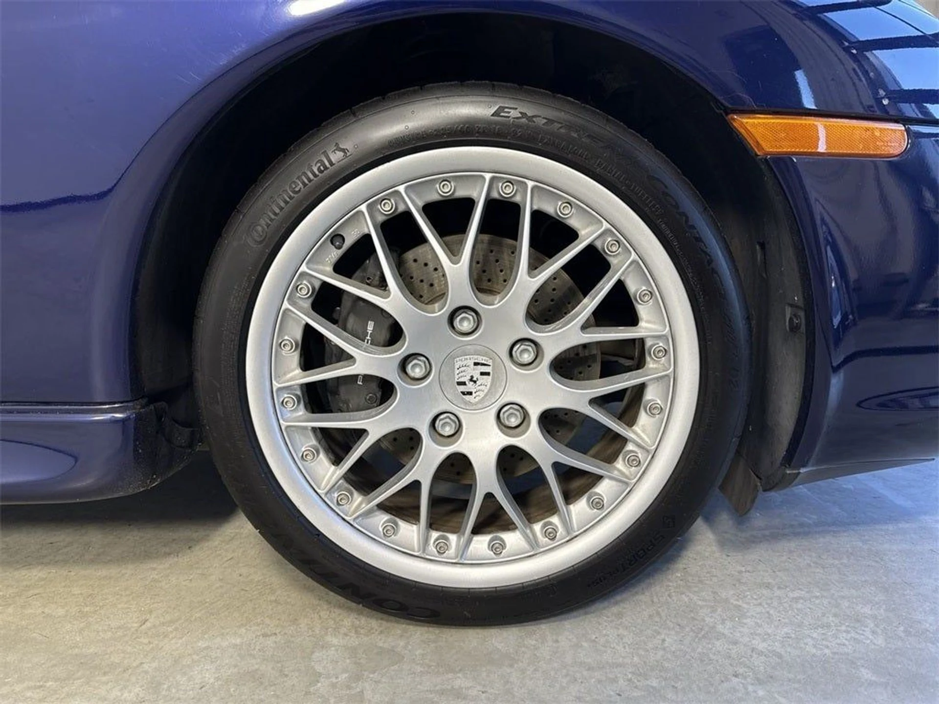 mph014_3832711188_15_f527b49f13