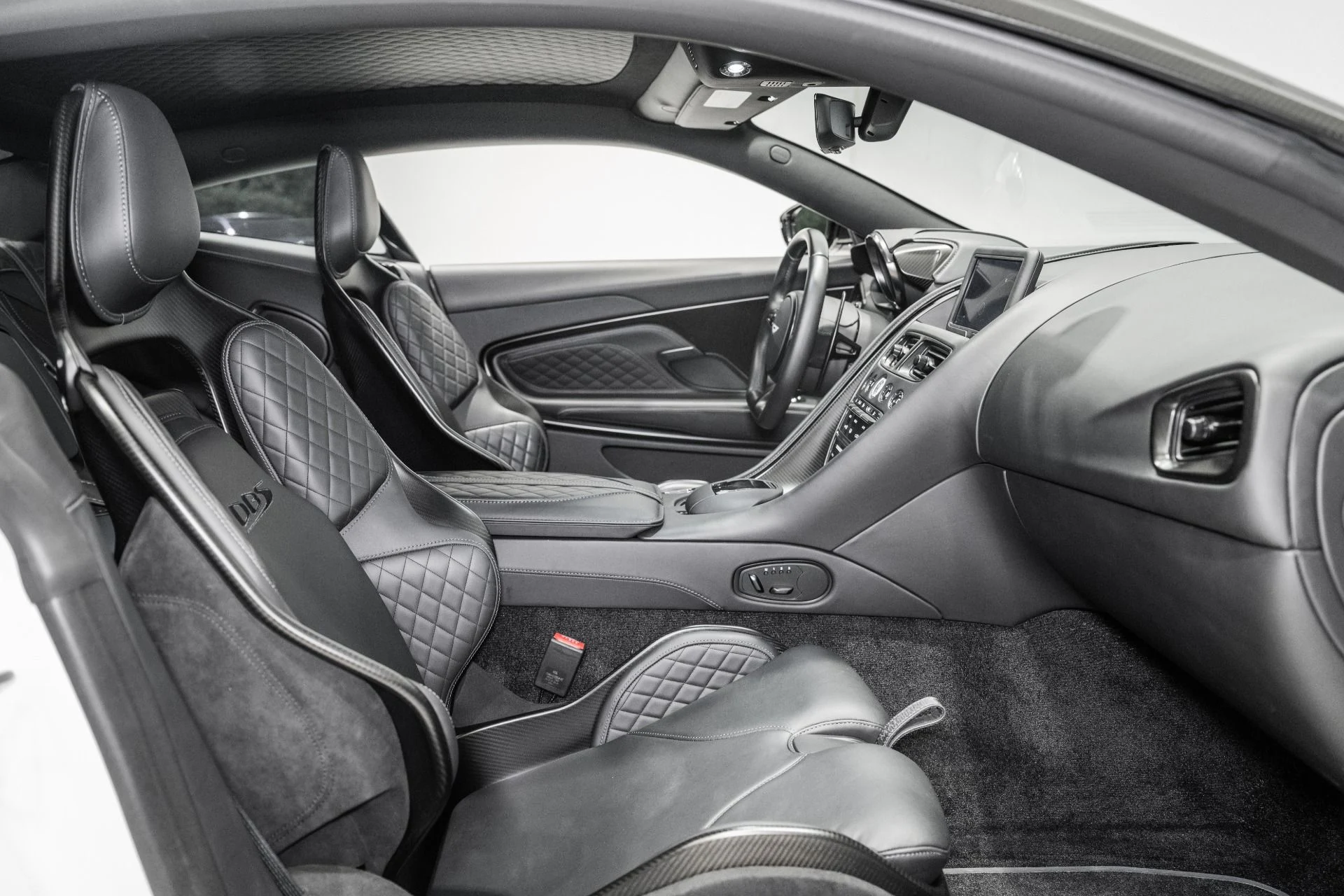 mph014_3837244910_Used_2023_Aston_Martin_DBS_770_Ultimate_1778011376_aee426790d