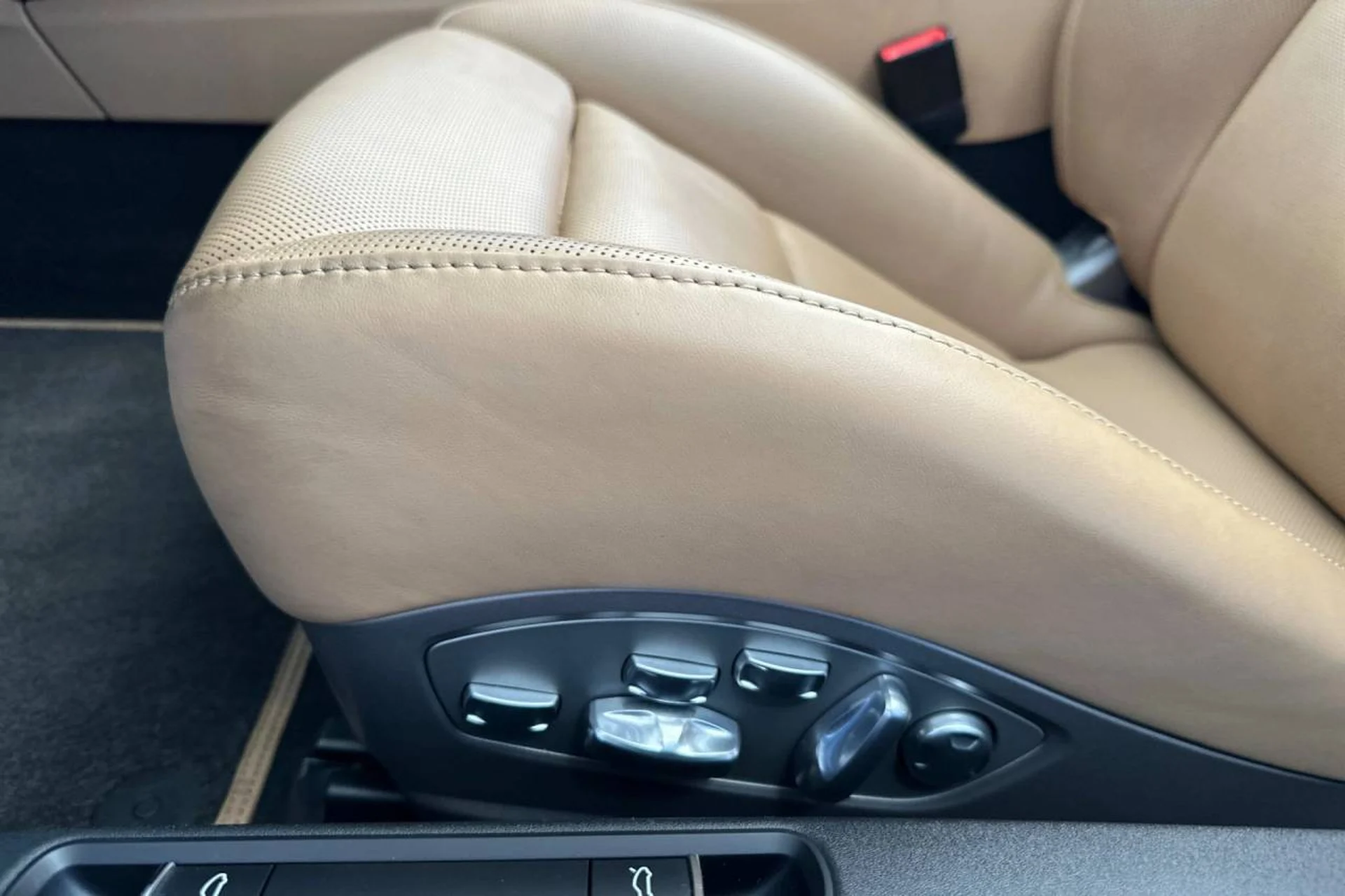 mph014_3838316526_1280_c33df786c6