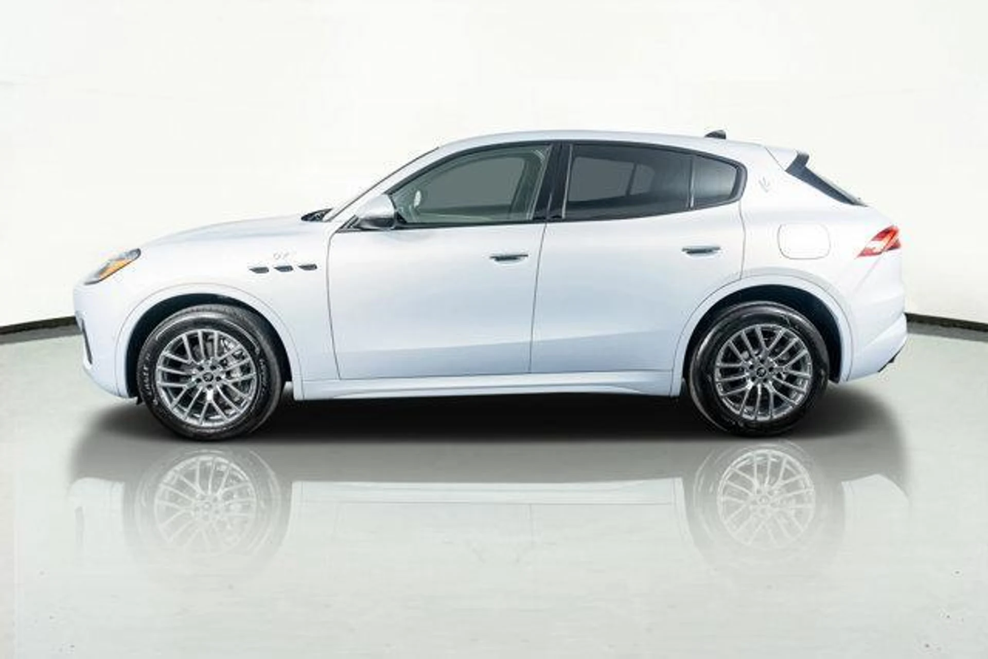 mph014_3839225834_M_Ev_Rxrv_LAYHG_57_Y_4_Ve_WR_Jhy_Ajc_7d22d2a5c6