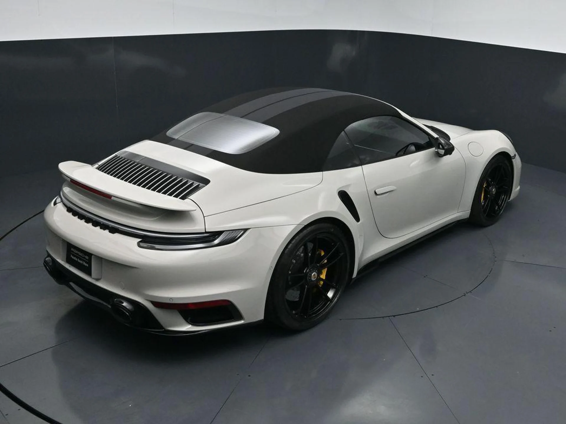 mph014_3843176283_8_J4_LLCH_Mxoh4j_R7m_IFEP_07b_Roi8_62f9976932