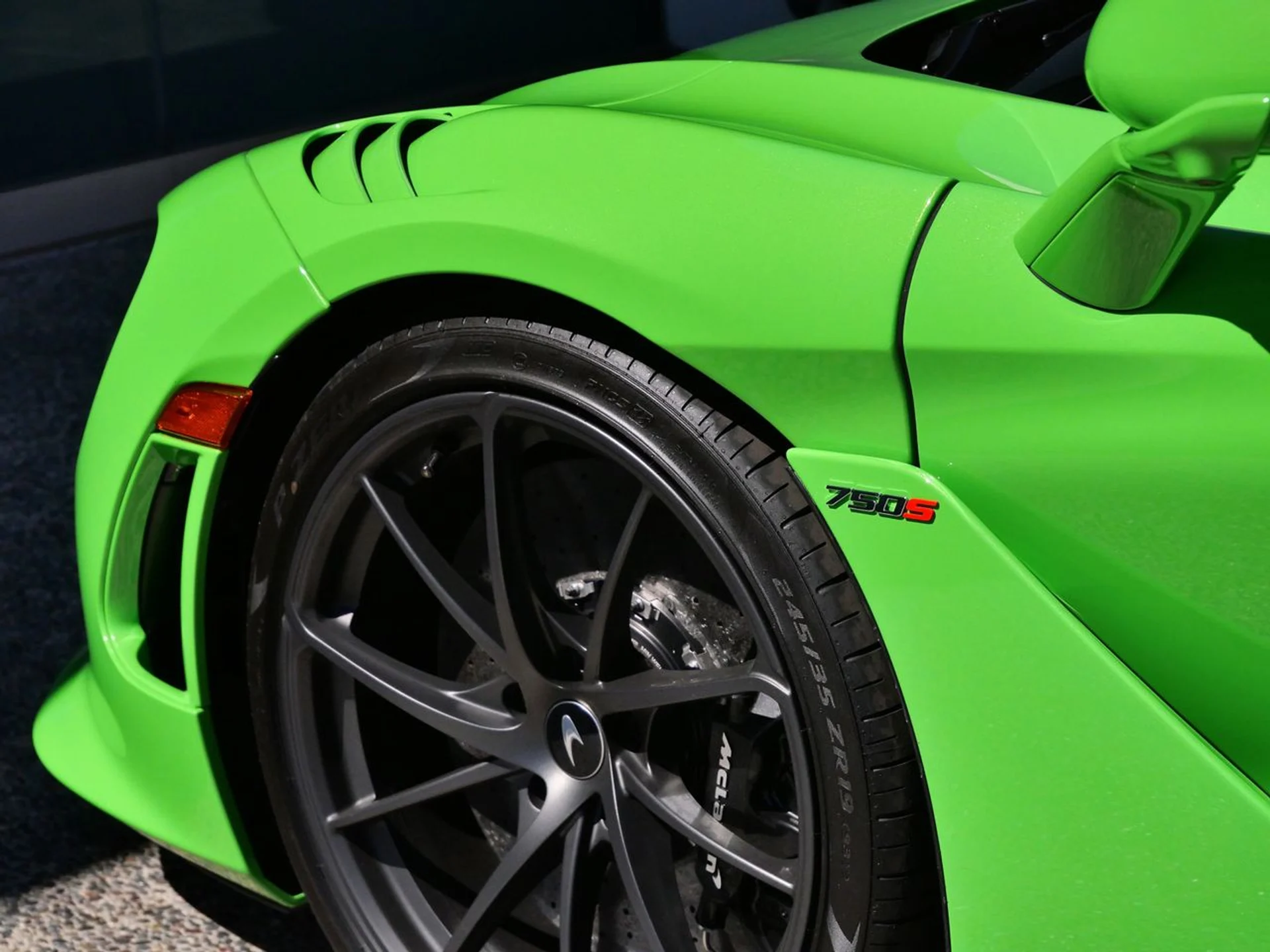 mph014_3849276438_5018d8d913e7412444210216a055f037x_de3d782c85