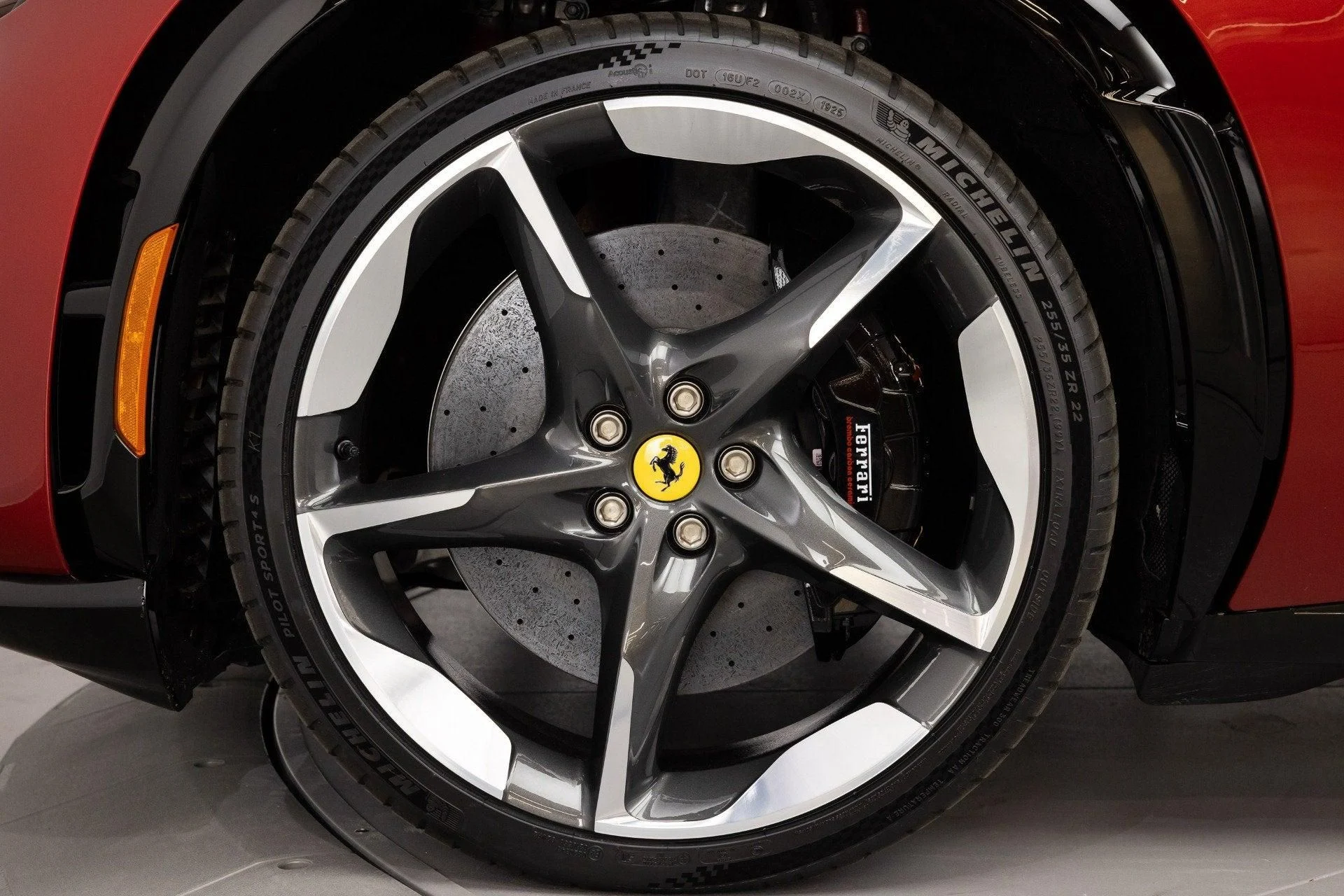 mph014_3851173596_Used_2026_Ferrari_Purosangue_1785925683_c333317d03