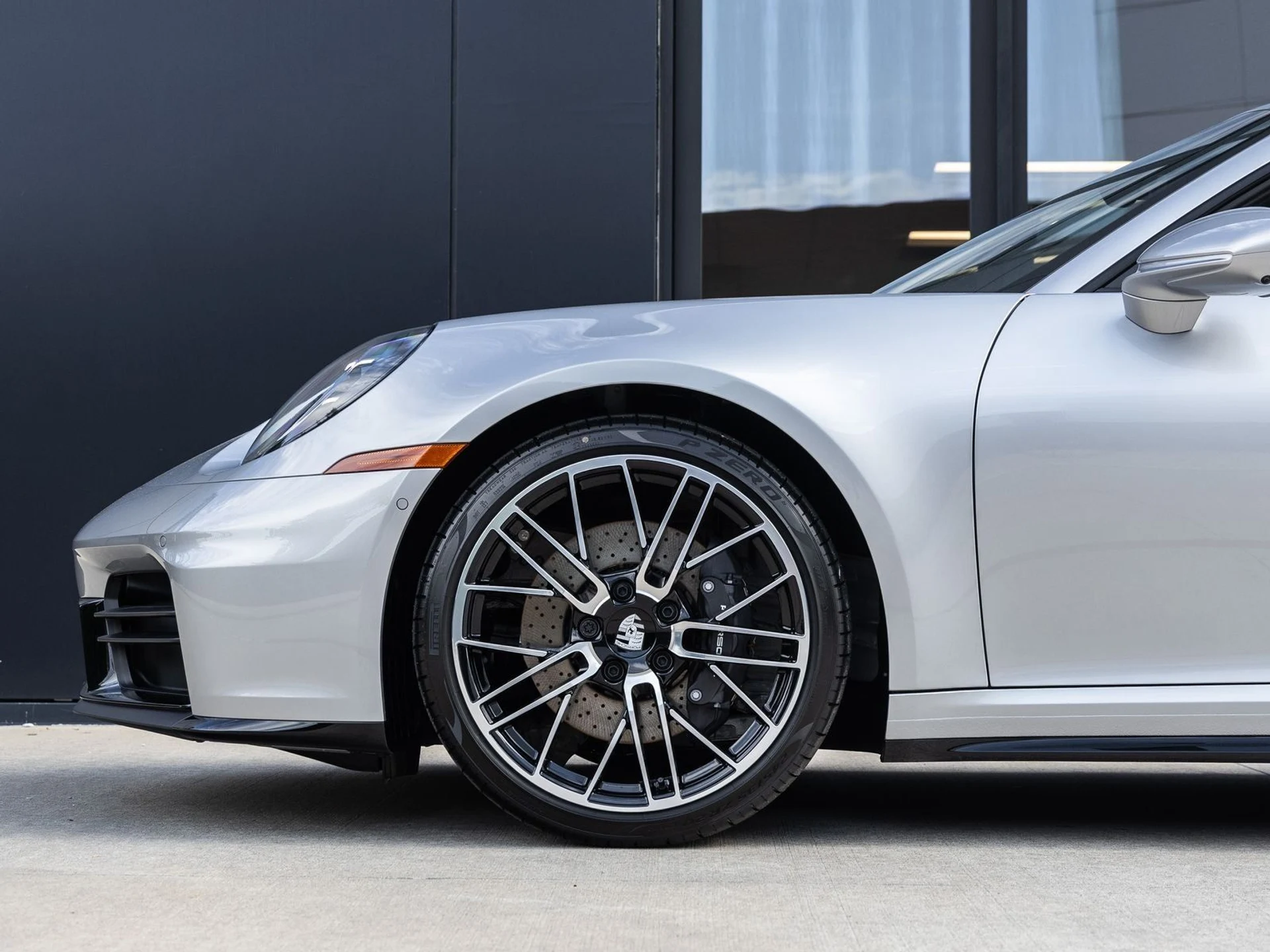 mph014_385660658_15_f2bd961fac