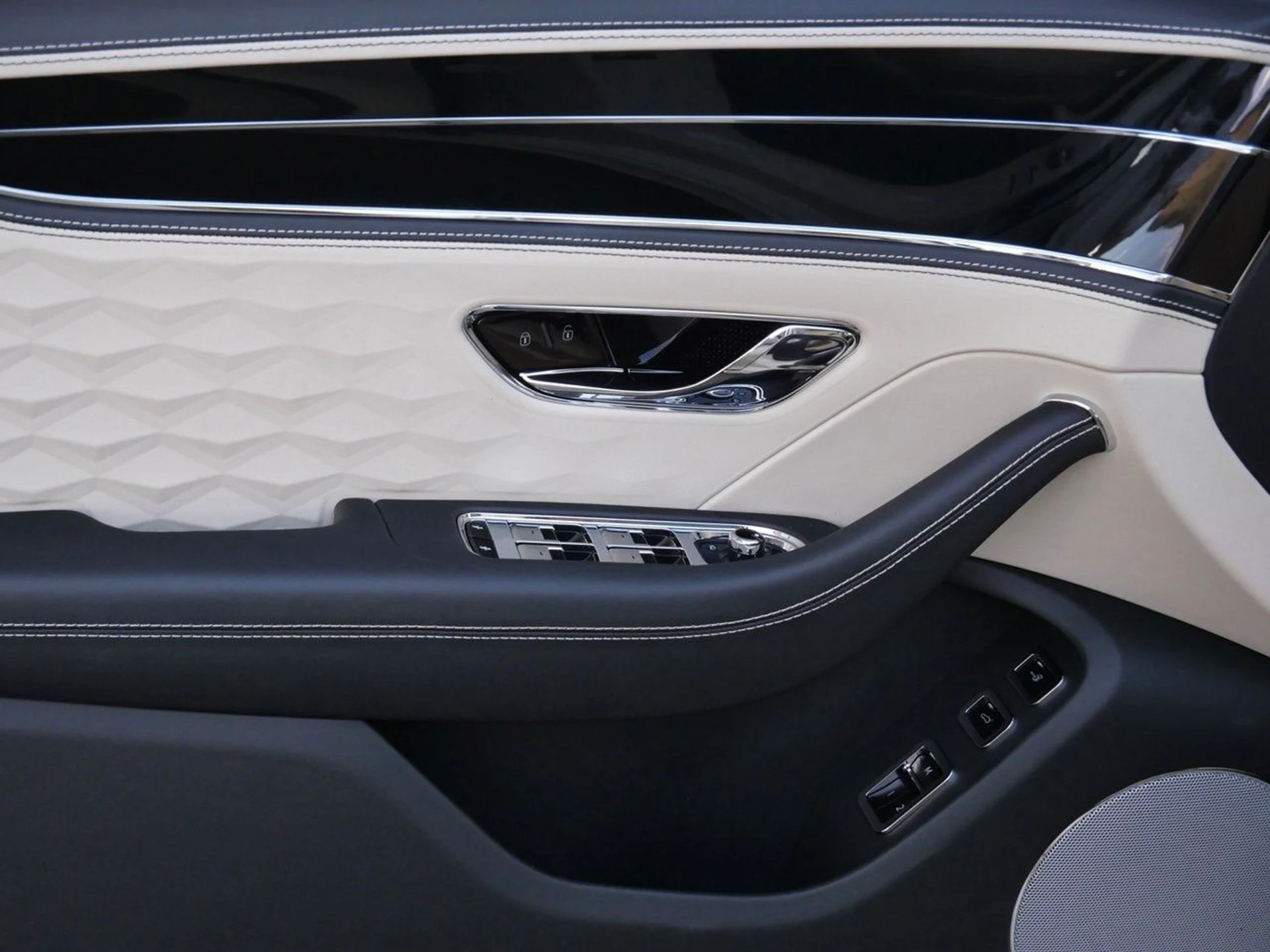 mph014_3858681008_e149979999297909769b9c0662cba424x_7ab2da69ab