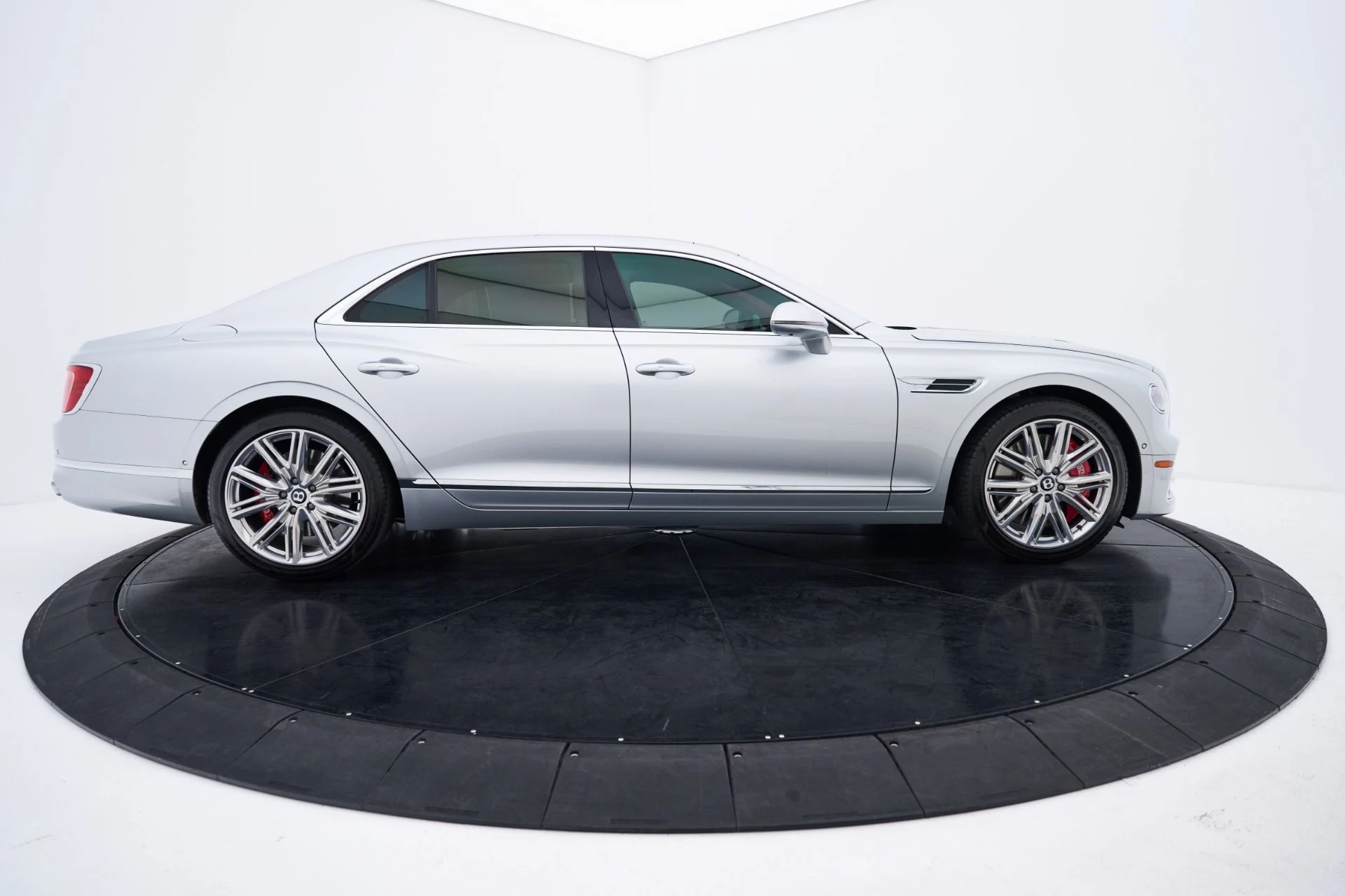 mph014_3859014144_Used_2022_Bentley_Flying_Spur_V8_1793211968_dba9261848
