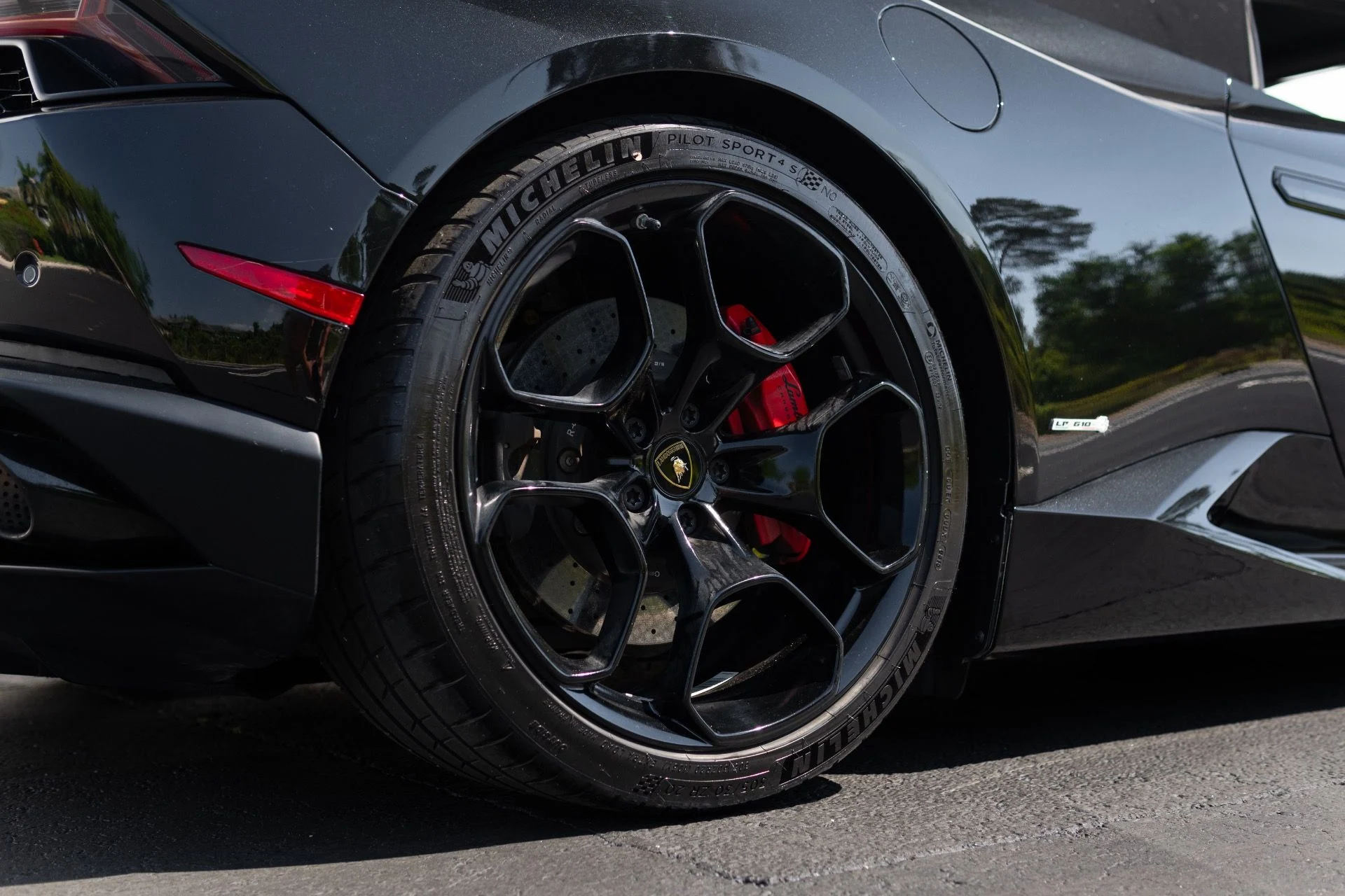 mph014_3882181091_Used_2017_Lamborghini_Huracan_LP_610_4_Spyder_1774364183_c69832820d