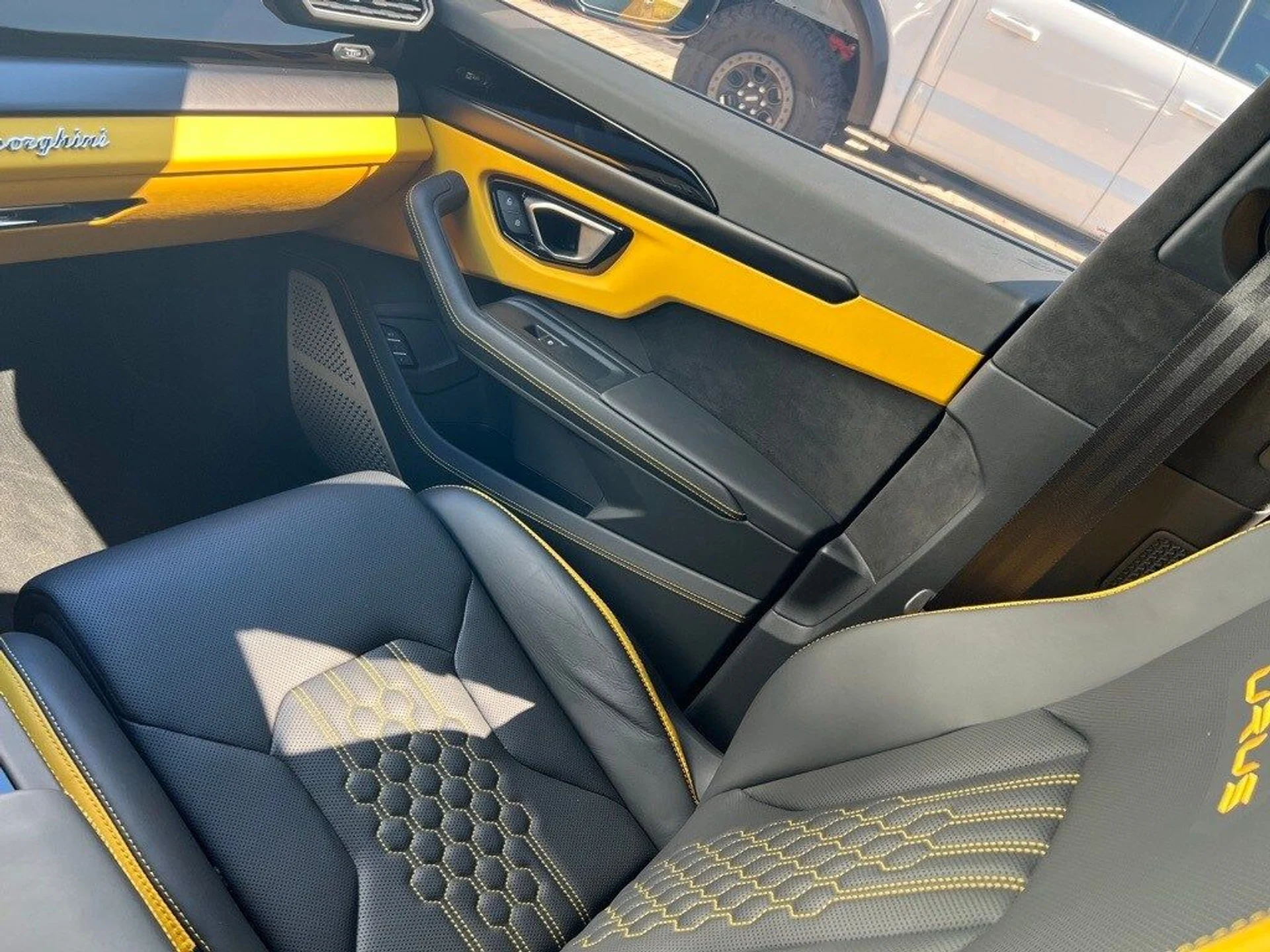 mph014_3885989645_b3054ad5d408f7012542de08e3956b16x_8fbabee332