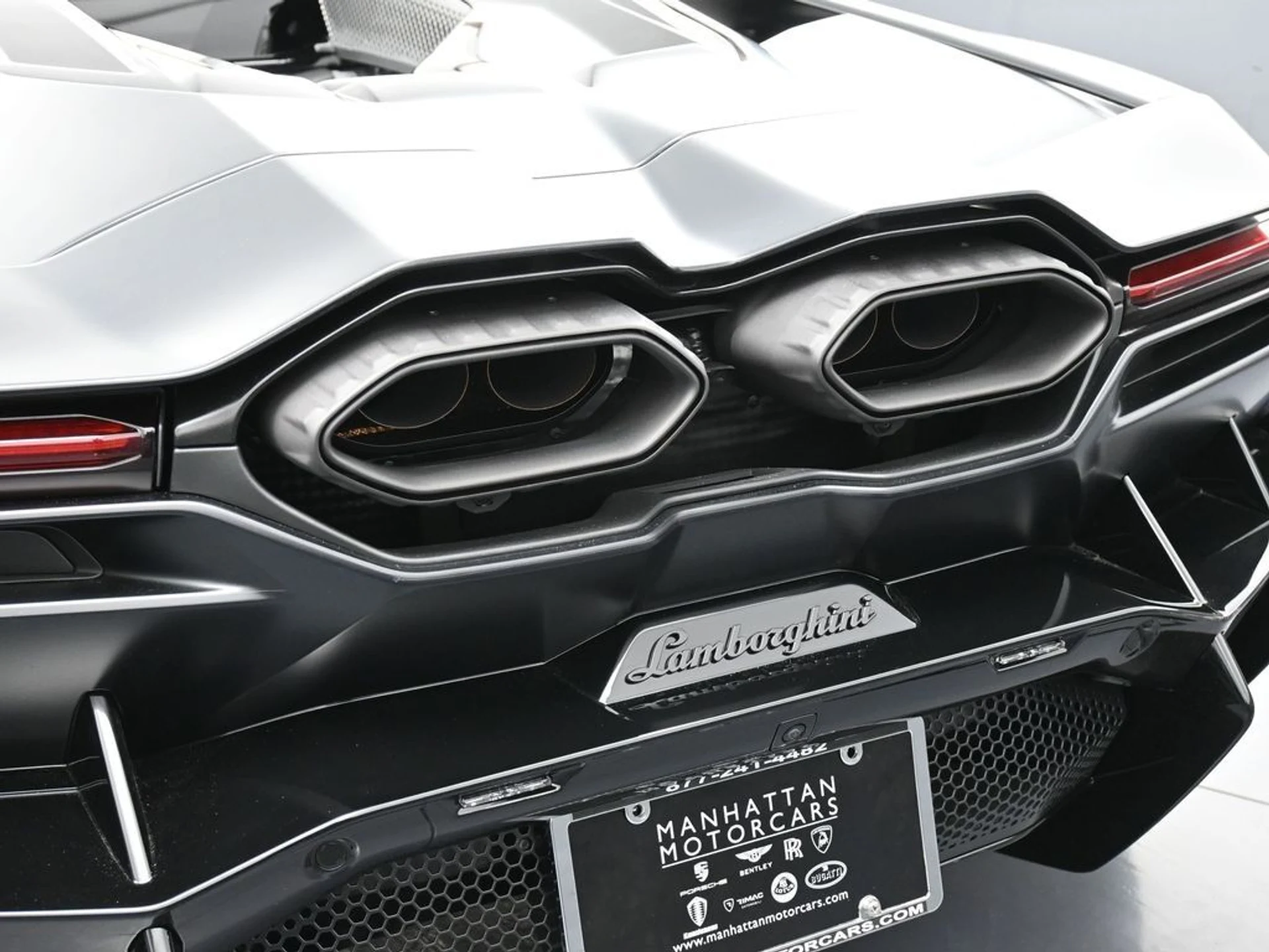 mph014_3892745041_261b121d0b7f7a8418c3843ec64a96a1_ea1576d524