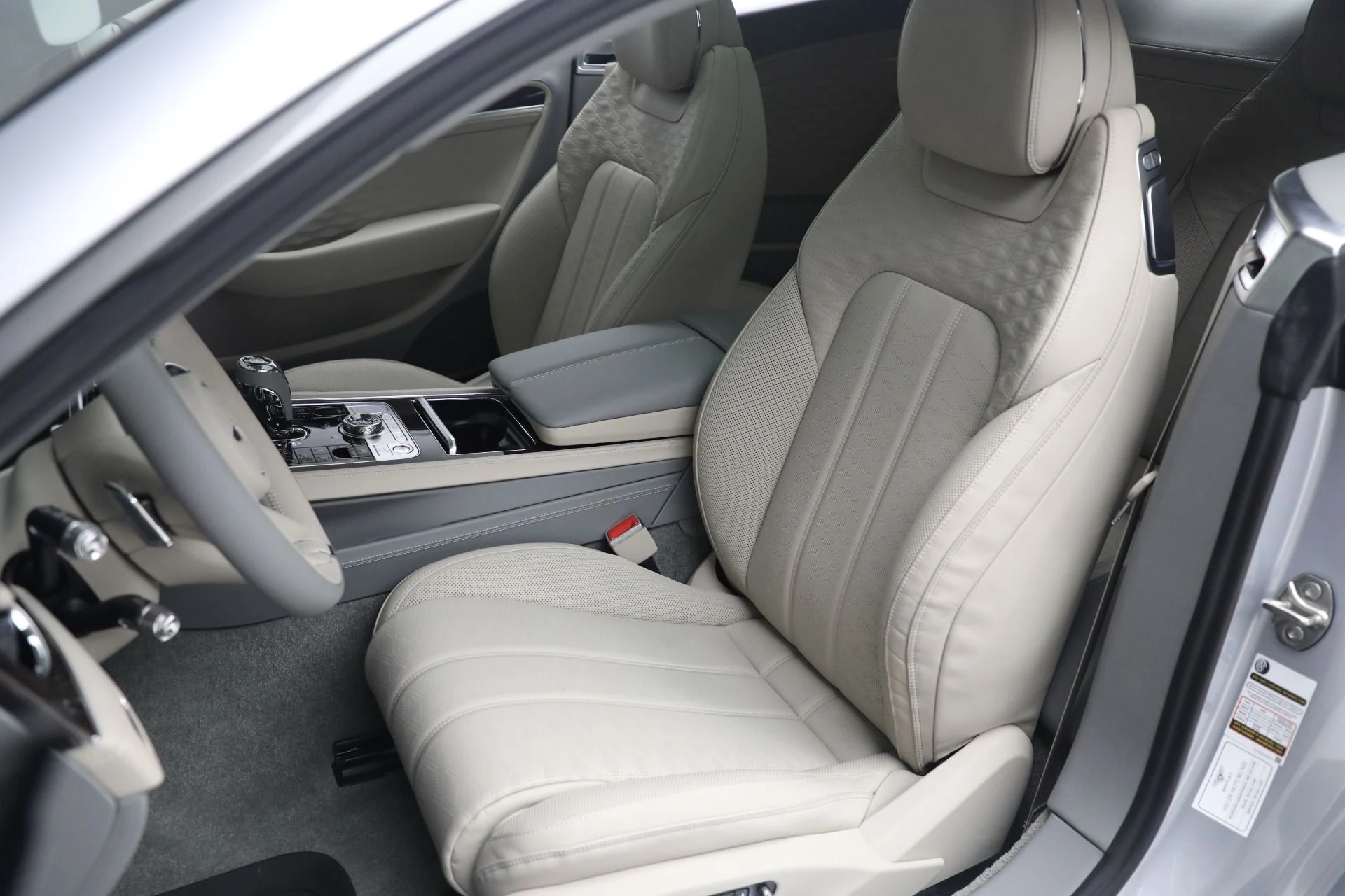 mph014_3896970448_Used_2025_Bentley_Continental_GT_Speed_77ffc746fe