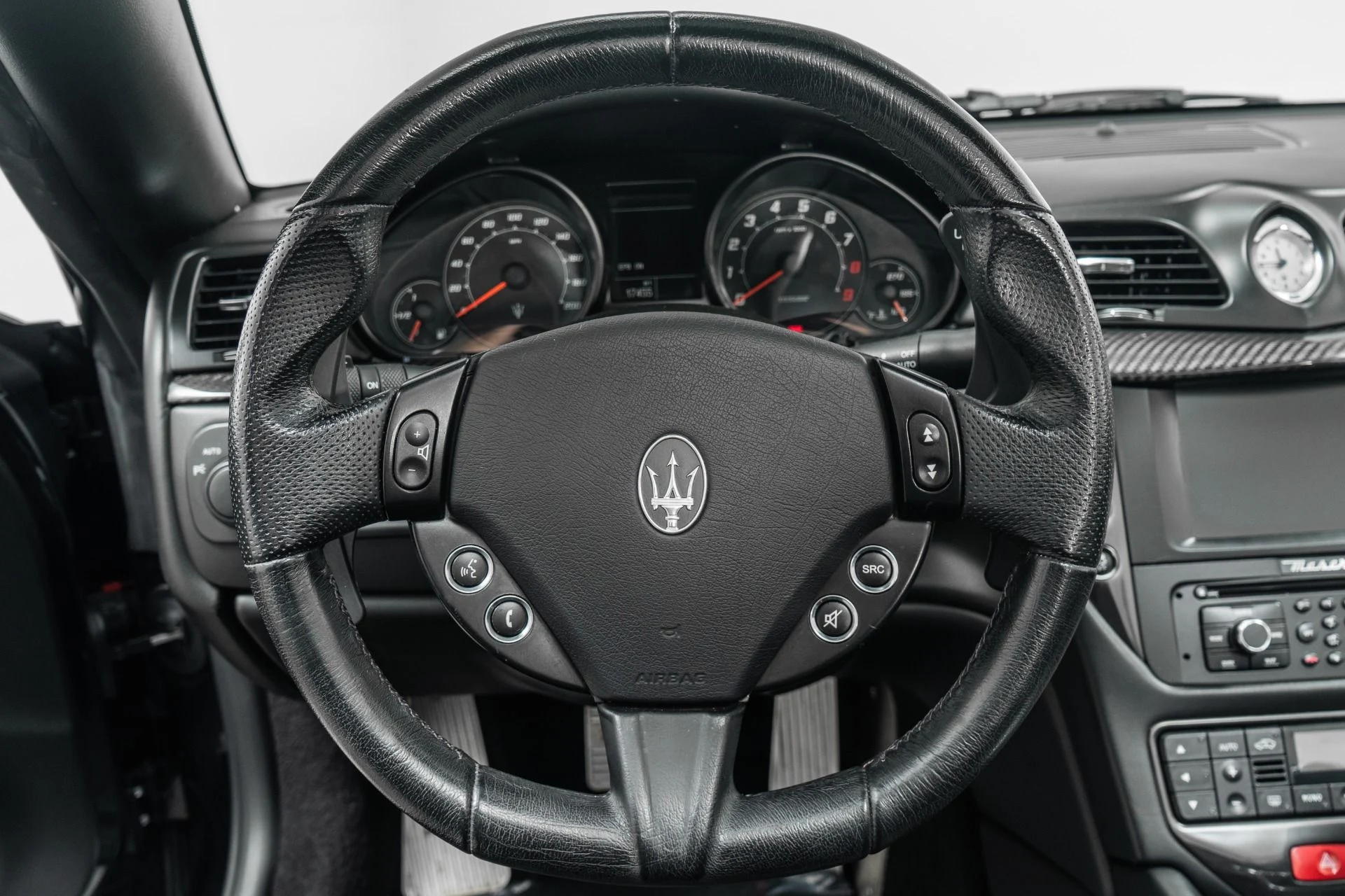 mph014_3911364487_Used_2014_Maserati_Gran_Turismo_Convertible_MC_Special_Order_Paint_Sport_Exhaust_1776271961_5b83584984