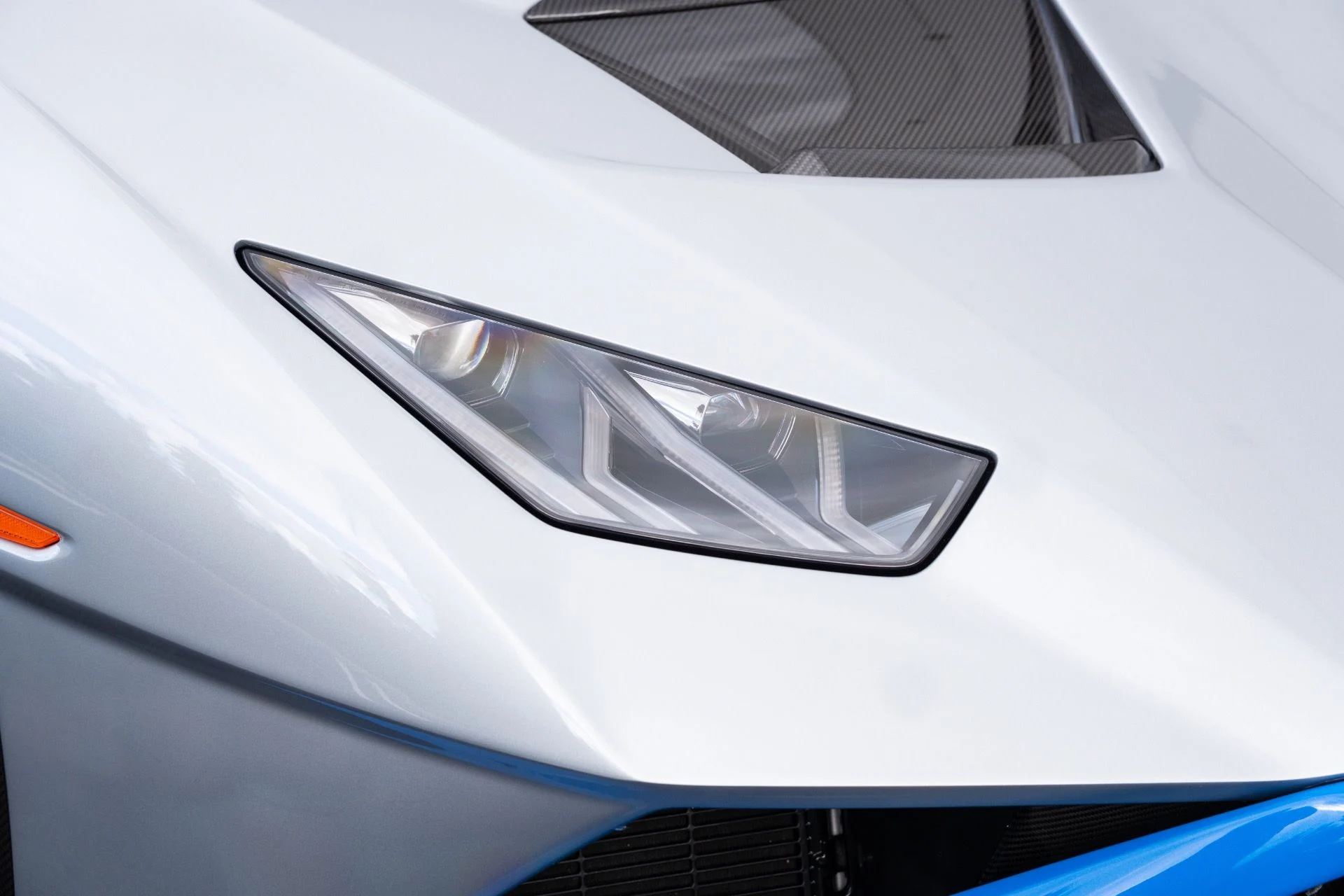 mph014_3911581519_Used_2023_Lamborghini_Huracan_STO_1770160431_cbe843d3f4