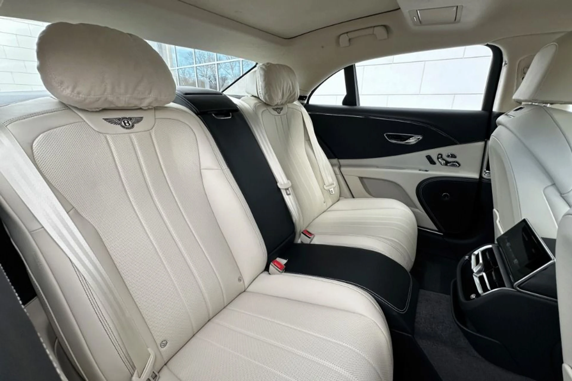 mph014_3917562036_New_2026_Bentley_Flying_Spur_1772716990_1602a65314