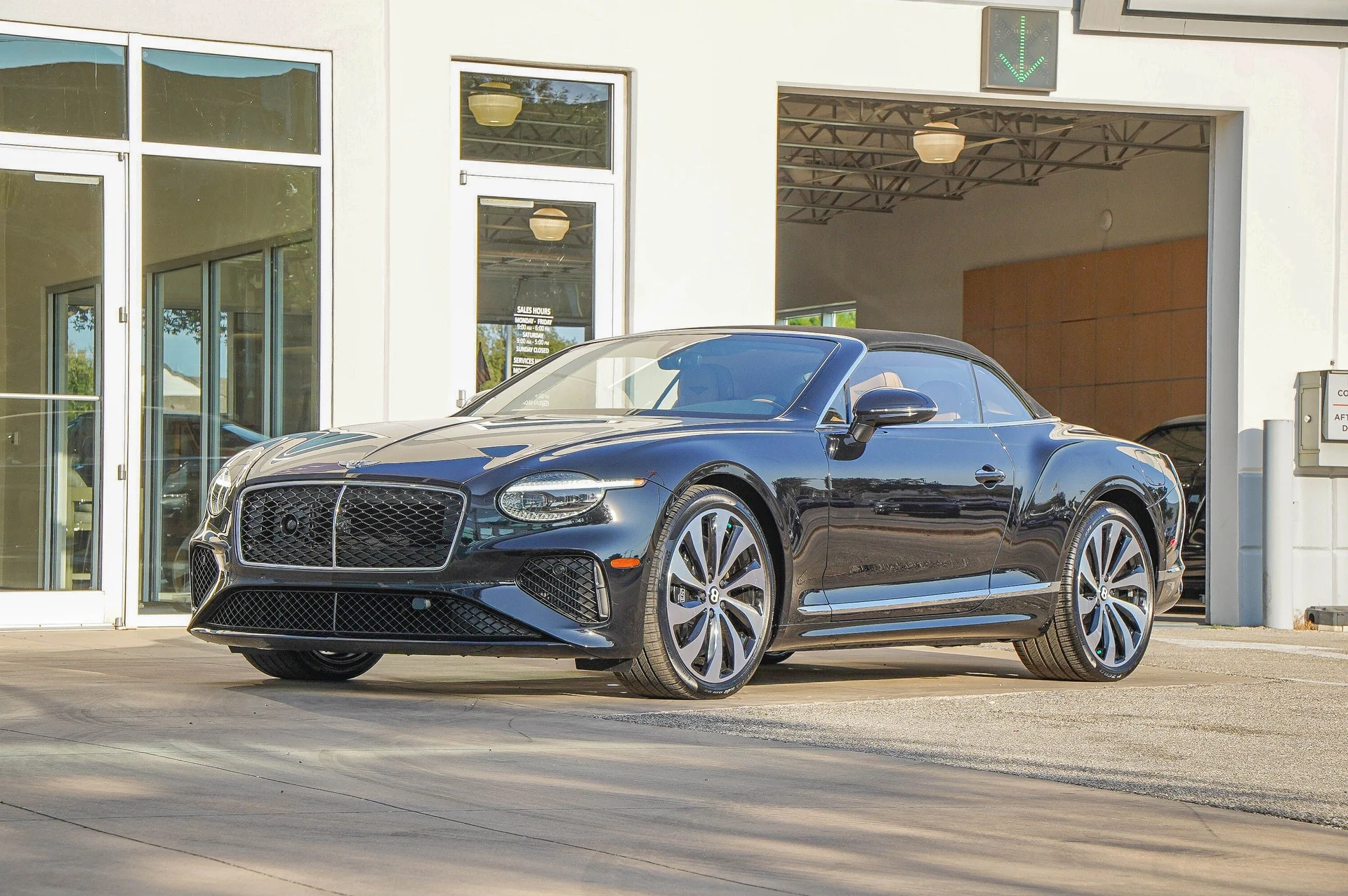 mph014_3920902616_Hi_Tech_Luxury_Imports_LLC_SCBDP_4_ZG_6_TC_025074_image_14_9a6a2ffa2f