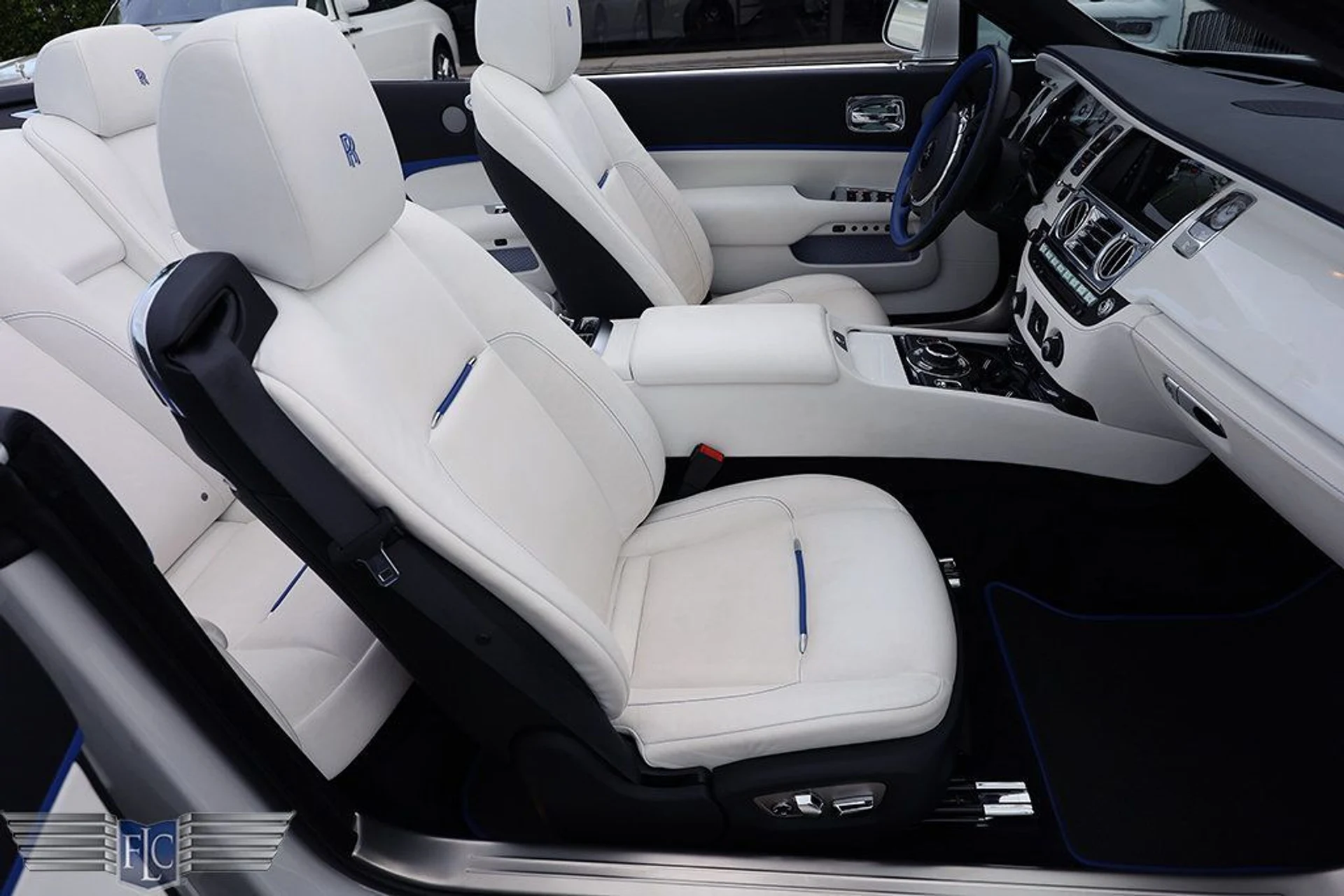mph014_3922161690_used_2018_rolls_royce_dawn_convertible_6305_22879158_15_1024_19d6350776