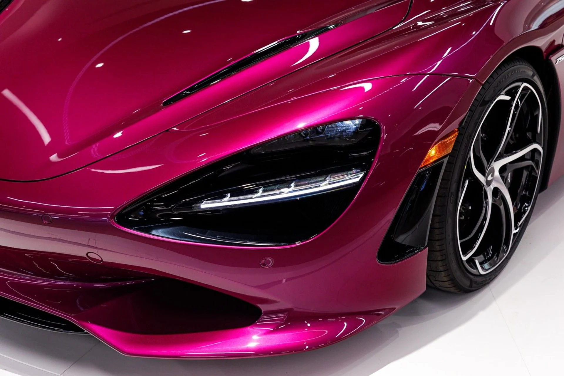 mph014_3922308018_630_p15_l_b30d102c20