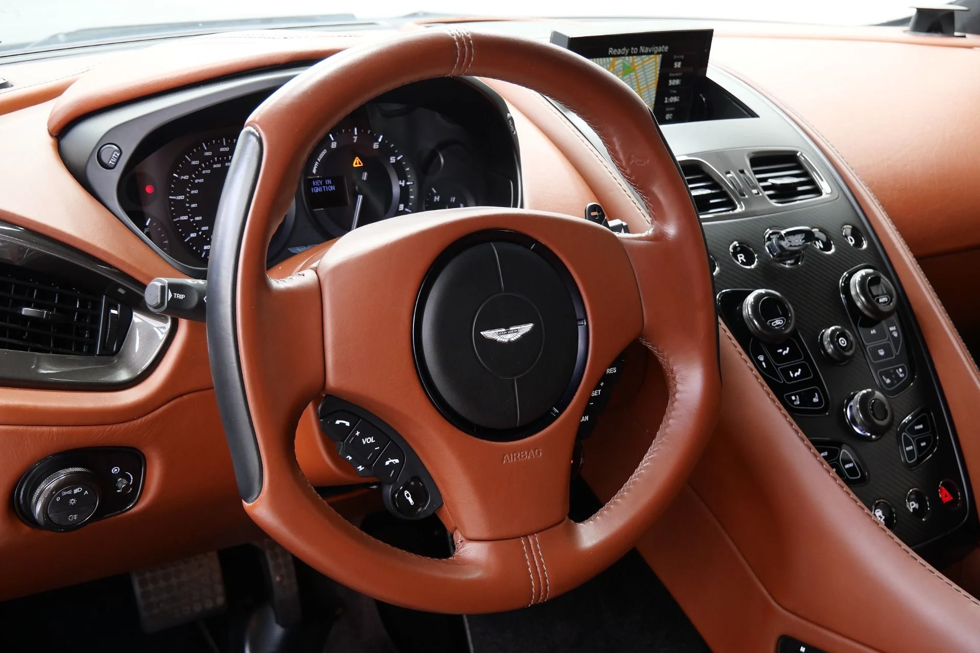 mph014_3924122020_Used_2014_Aston_Martin_Vanquish_Hourglass_Quilting_Beautiful_Color_V12_Power_1770409354_6b86d28067