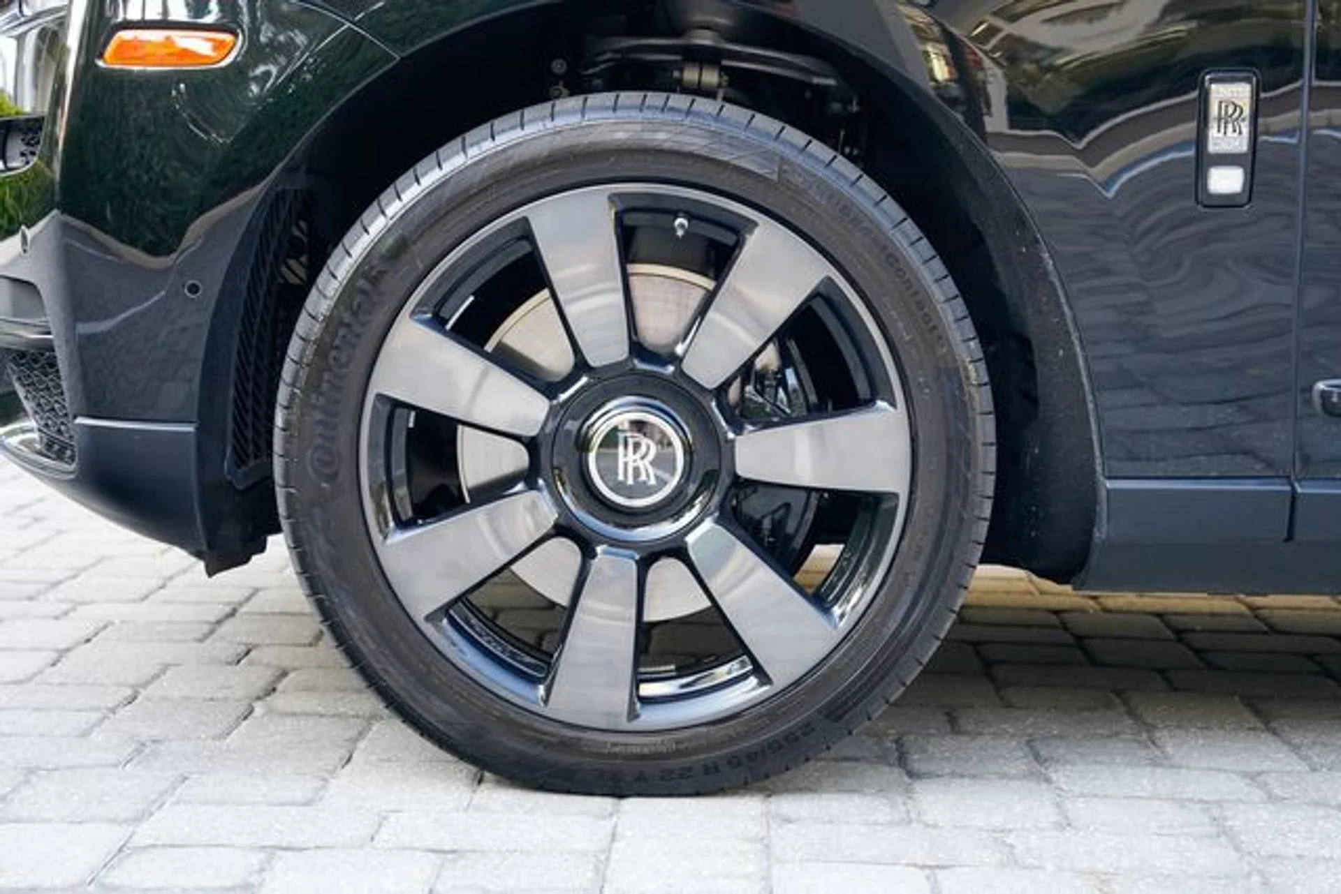 mph014_3929784782_22982651_15_37a066ff02