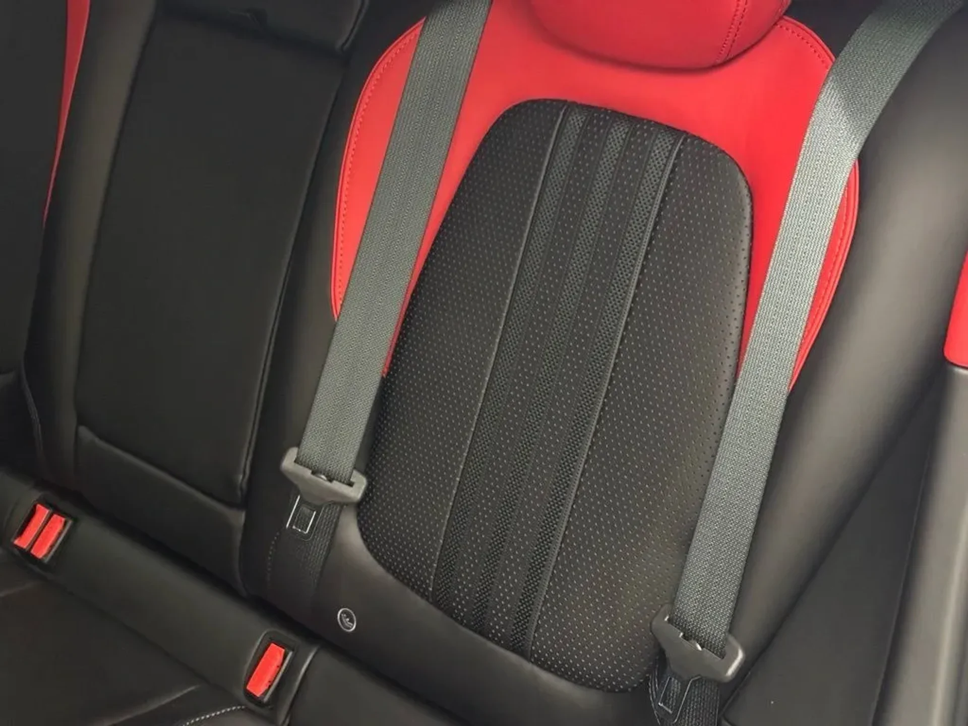 mph014_3933099111_4qbhyxk15k8y799tzjhl49y3tqjv_f2cad16cd2