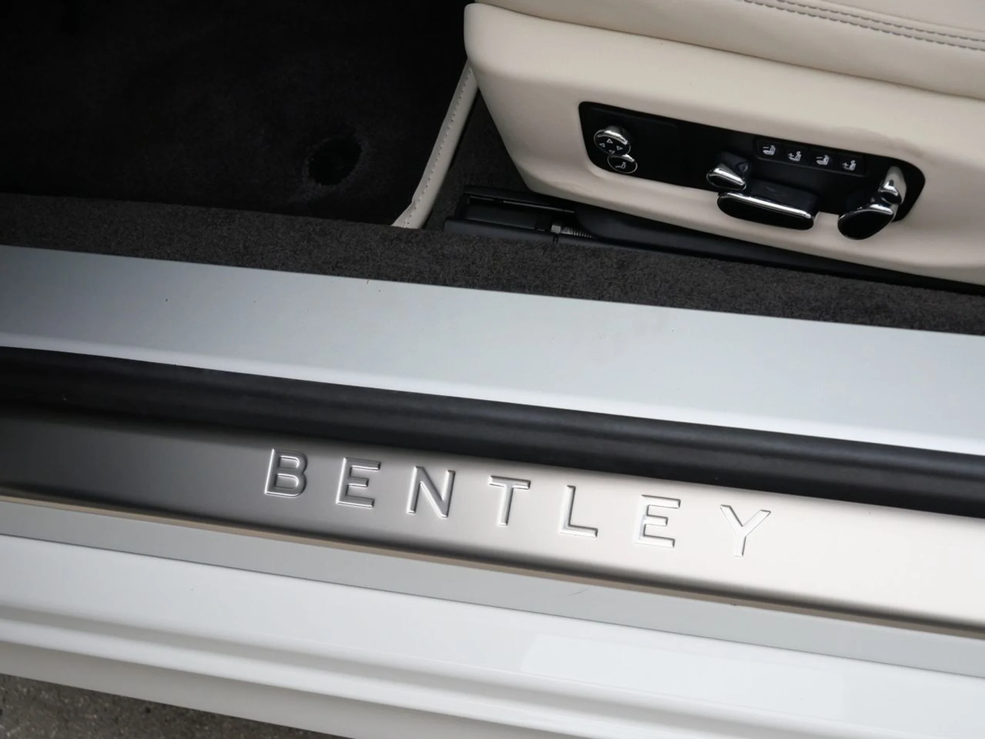 mph014_3935198479_fc4e56bffbf4f3ae12901305e45194a9x_148c9e186b