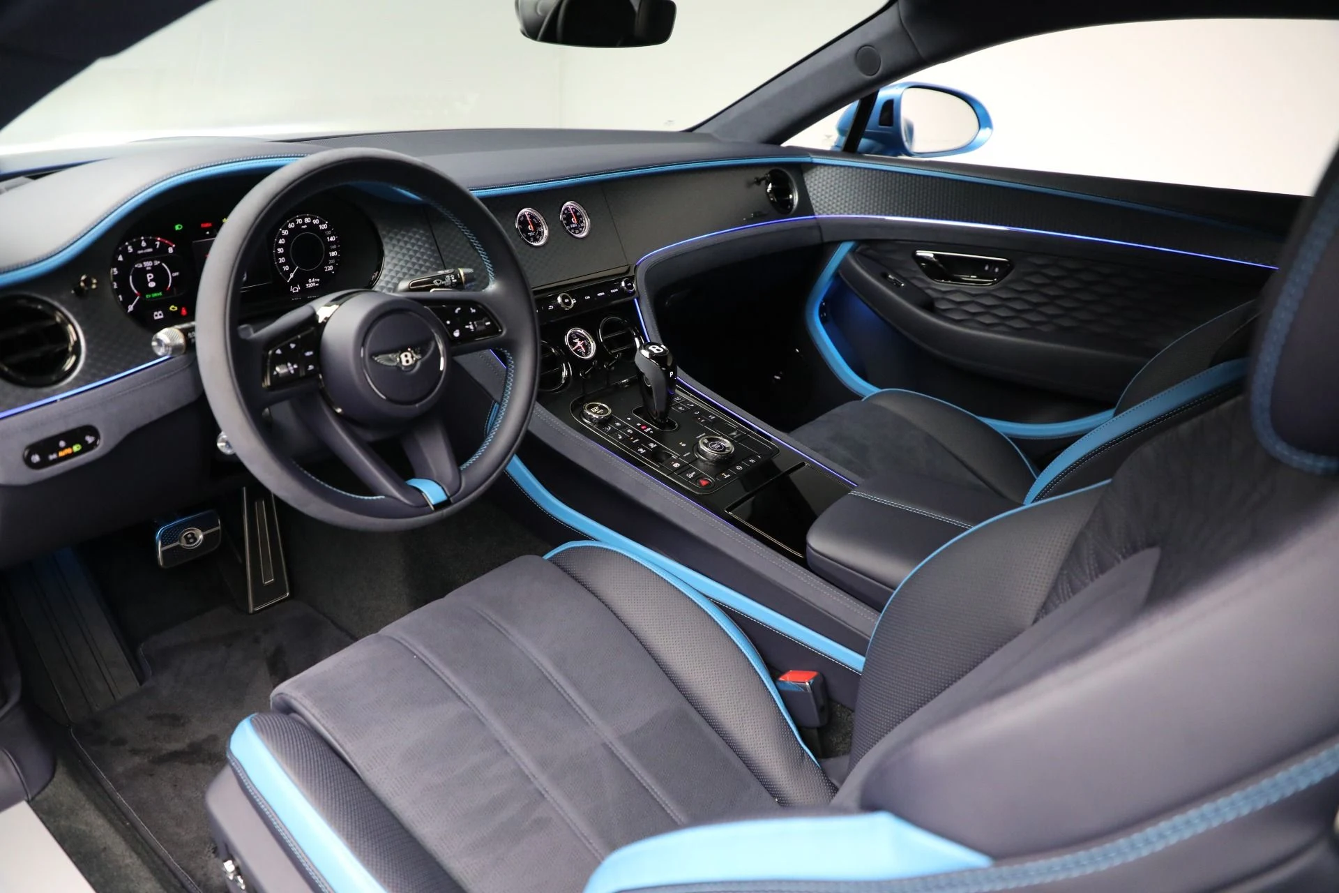 mph014_3937477427_New_2025_Bentley_Continental_GT_Speed_First_Edition_7fa3a466a7