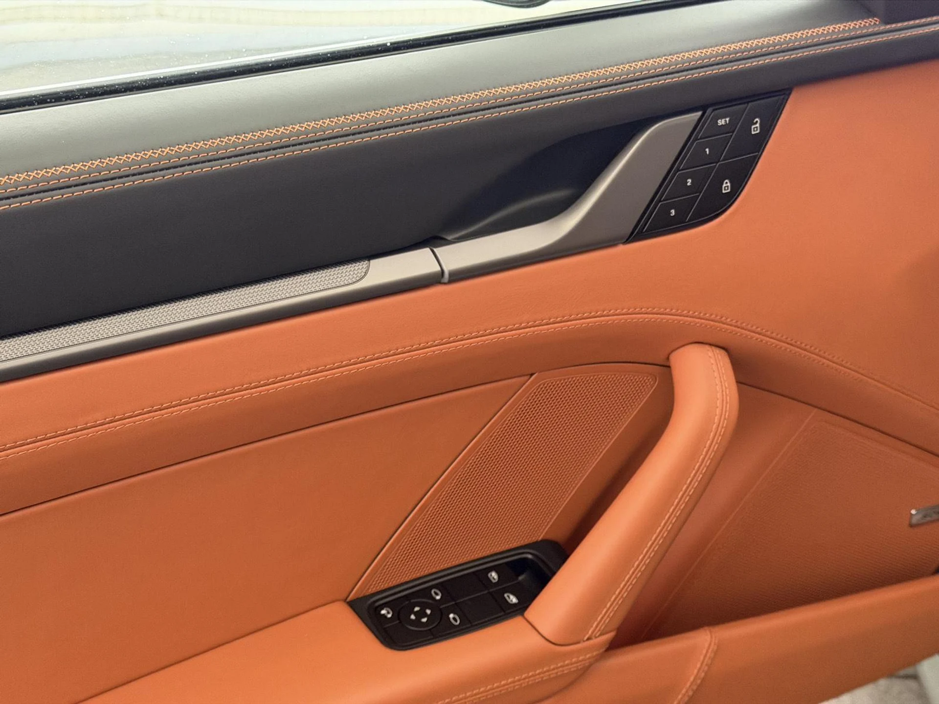 mph014_3938098589_defeed9c3afb62d32a0daabd4480801fx_c4f8d4f510