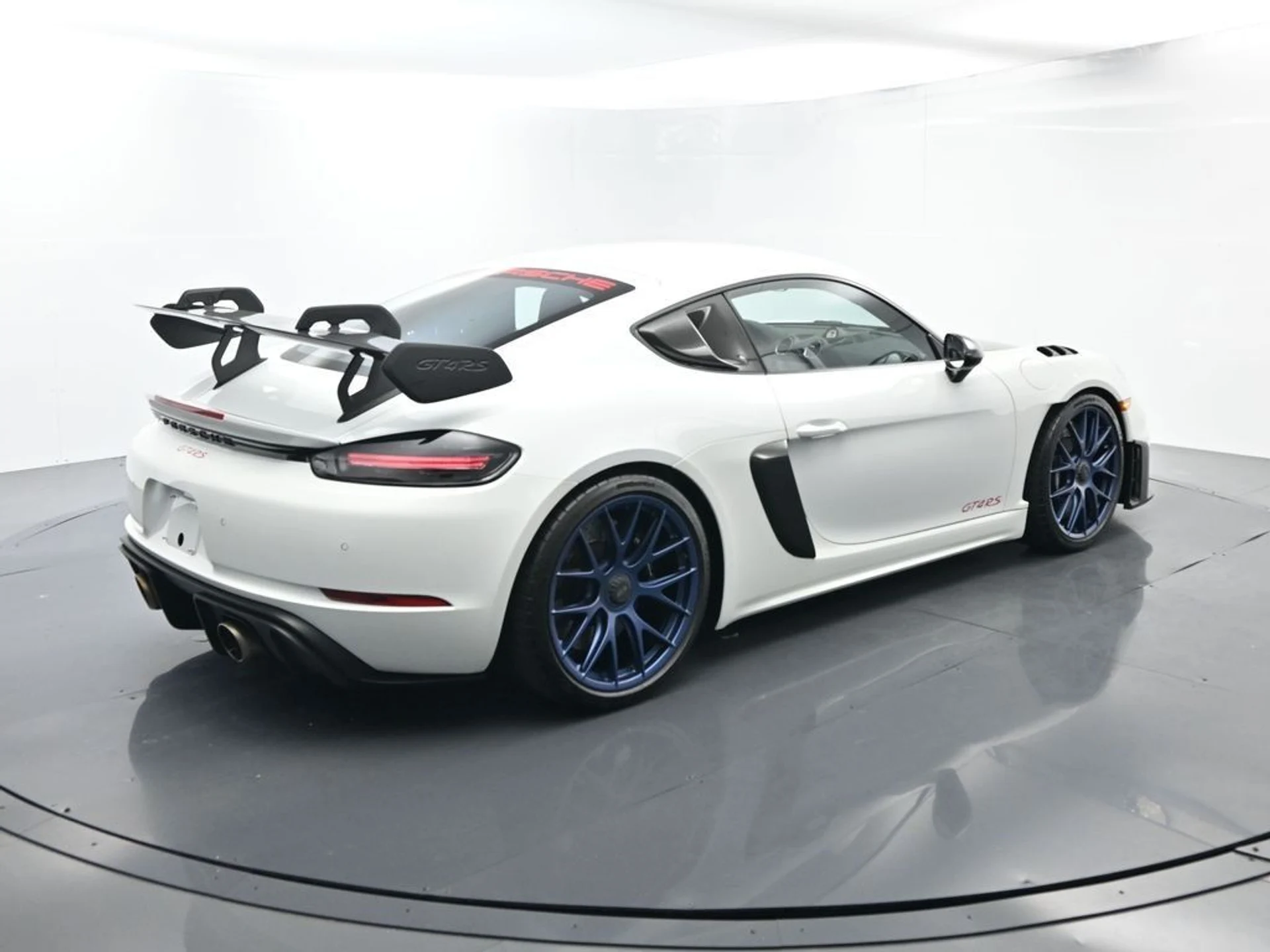 mph014_39436570_e5c78e7ce96c680b89490101e4d7e623_bd2b4e3815