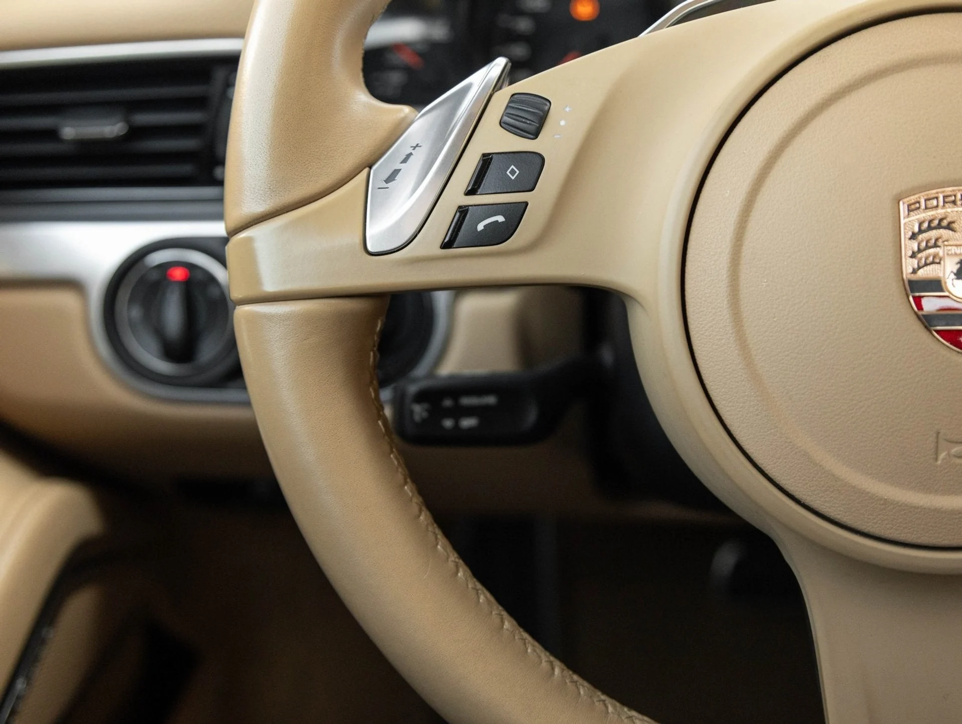 mph014_3955635069_15_afaf2b8fc6