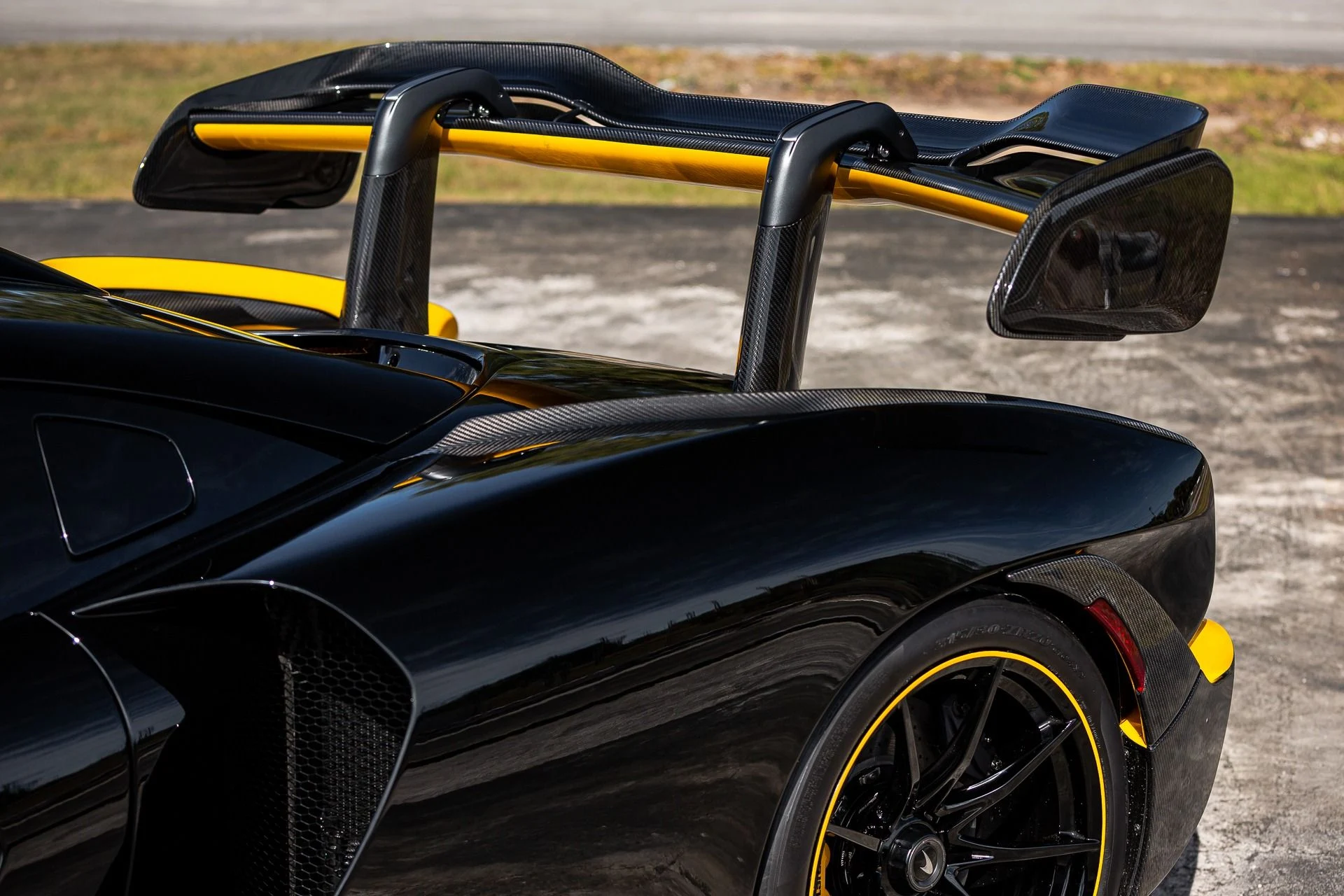 mph014_3959439951_131_p15_l_f39557c489