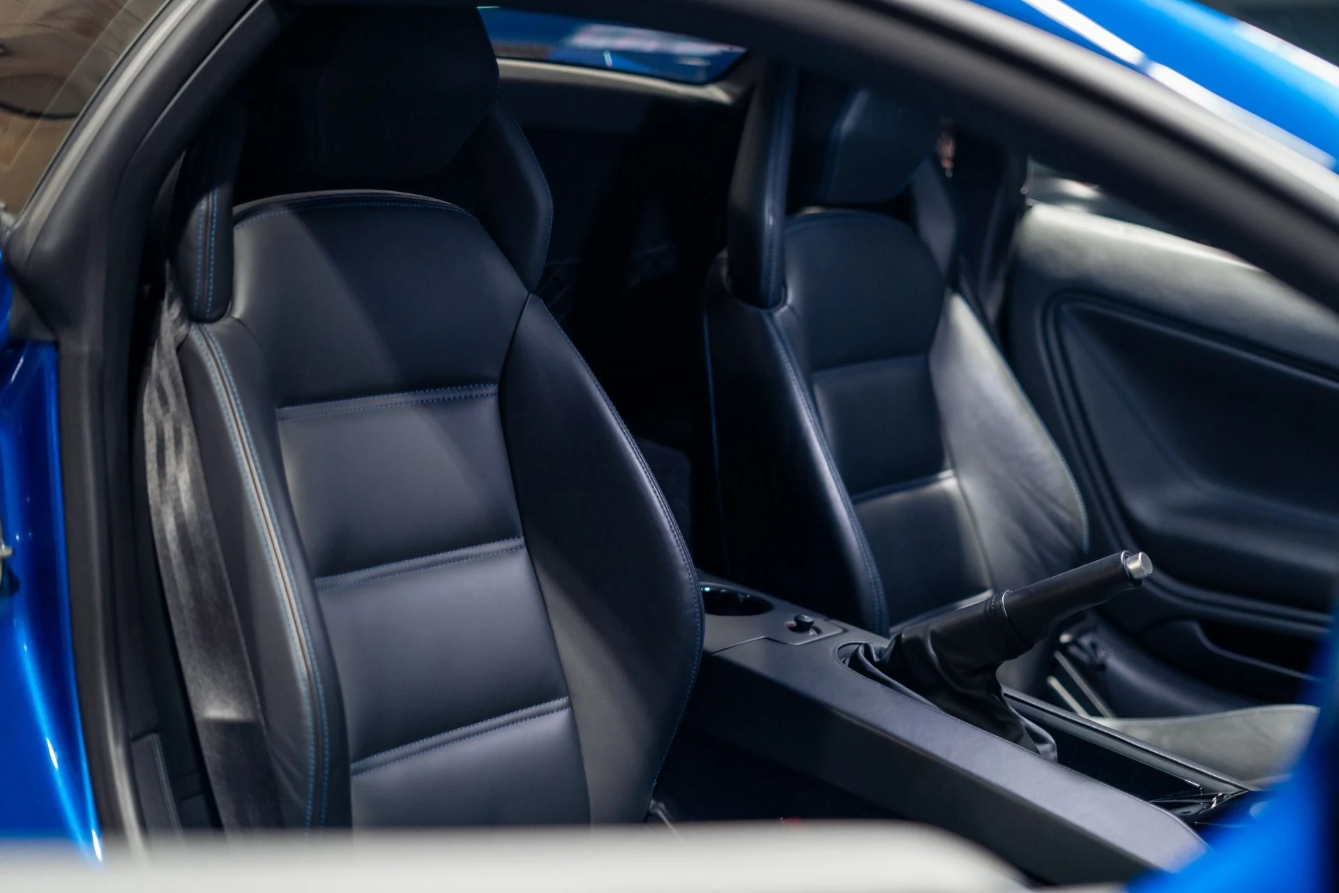 mph014_3962018222_Used_2013_Lamborghini_Gallardo_LP_550_2_Bespoke_Ad_Personam_Blu_Caelum_1784226663_4f6d6e4403