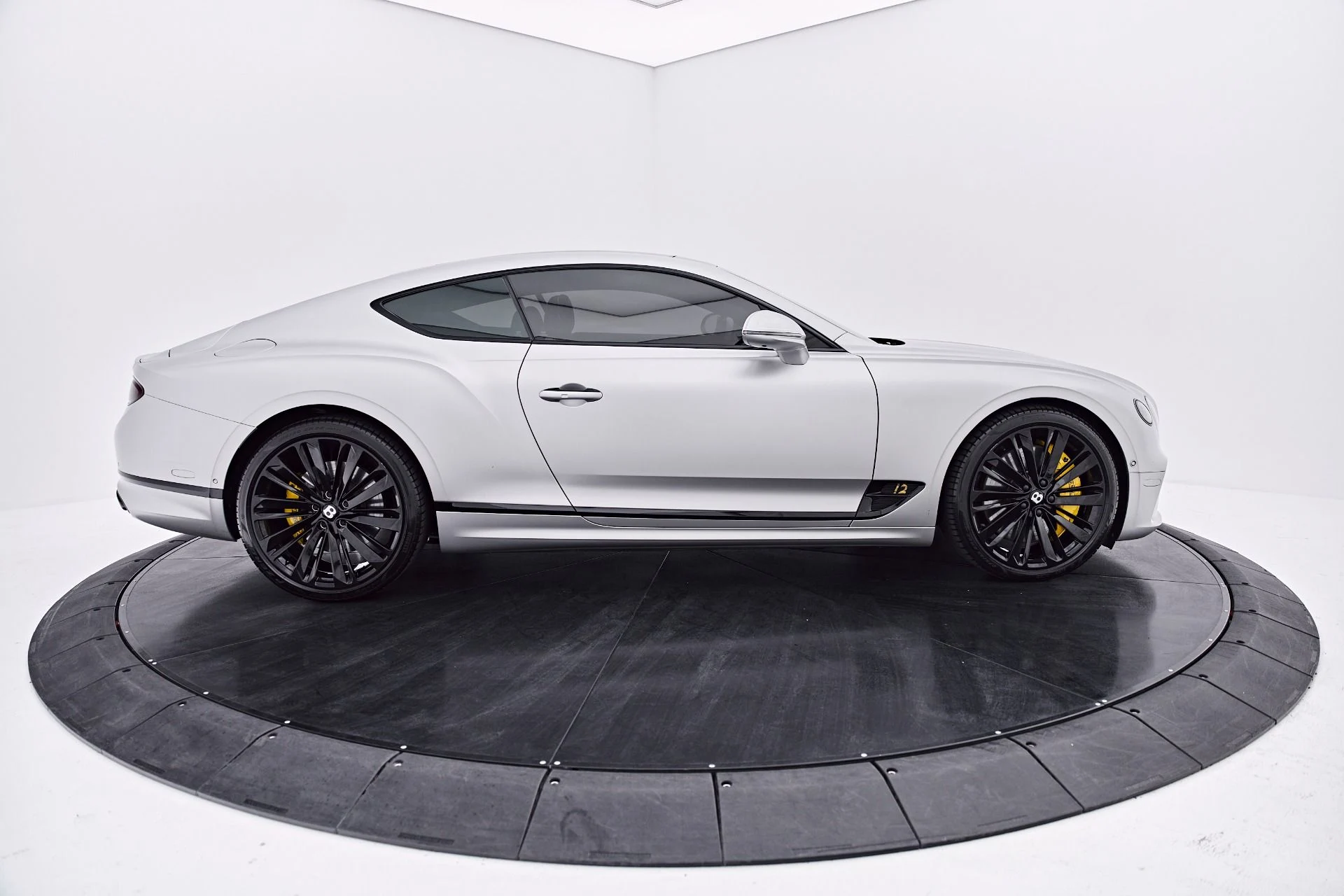 mph014_3964589228_Used_2024_Bentley_Continental_GT_Speed_1786670942_37ae9eea18