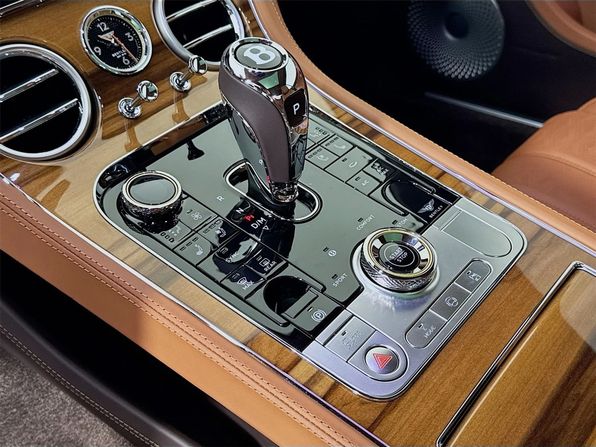 mph014_3969648803_8cec77cad7462ea6253f96ae3ddfd8d8x_0c4ab7f039