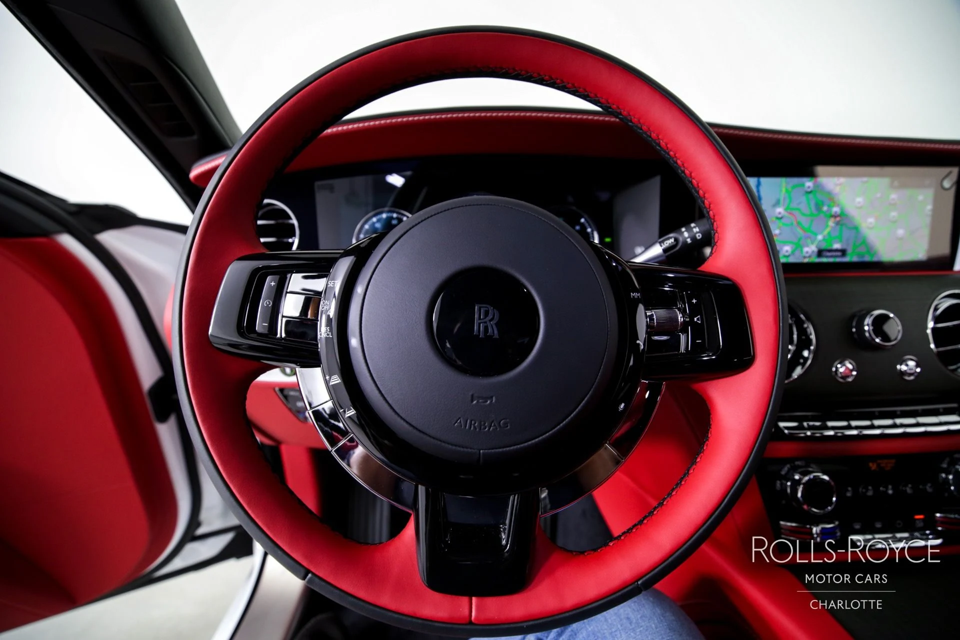 mph014_3982514099_Used_2024_Rolls_Royce_Ghost_1723672329_9327565462