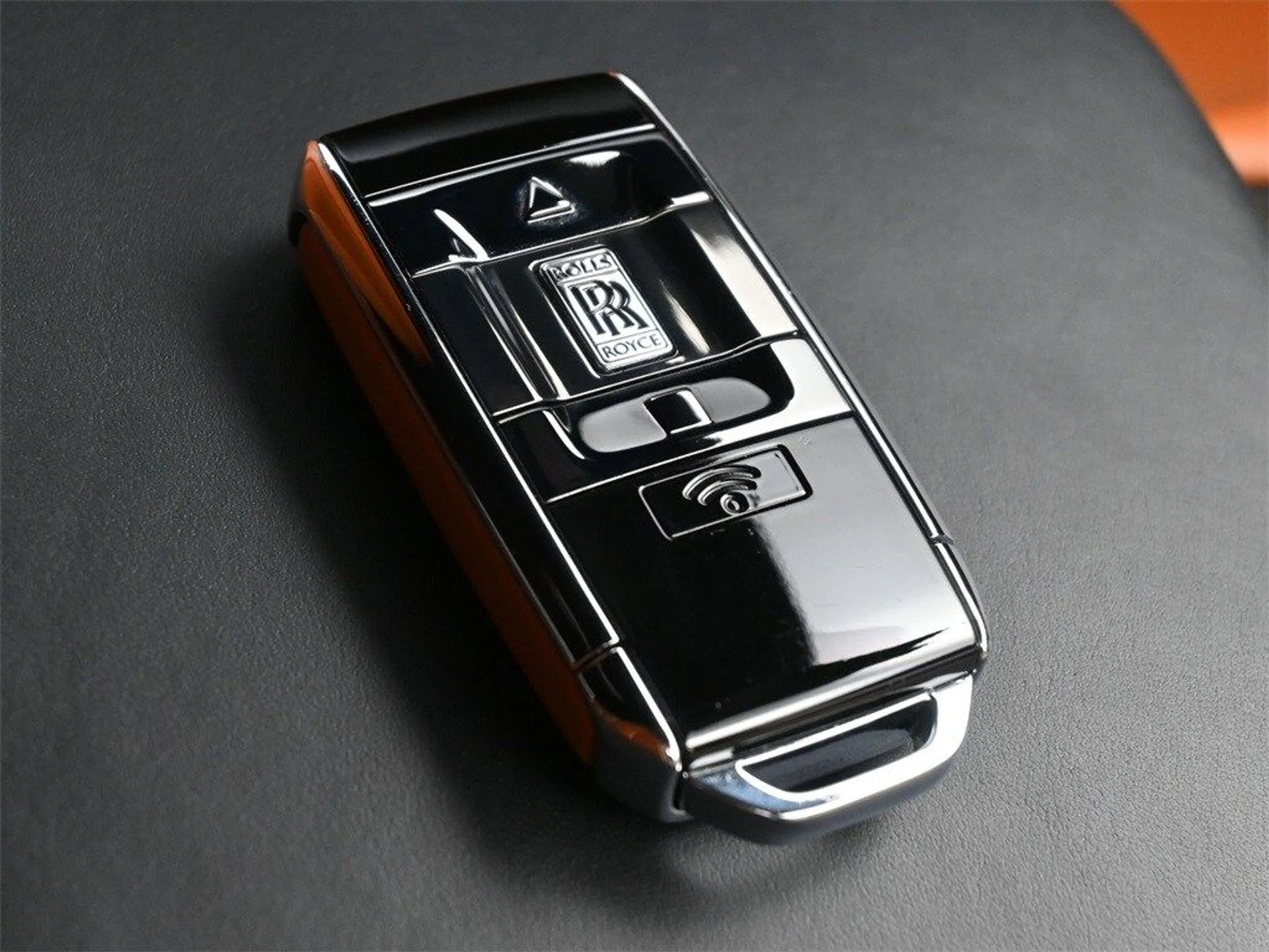 mph014_3985990902_db0d3e753e84648bf3a9cccc01e7de47x_1d41fa3c97