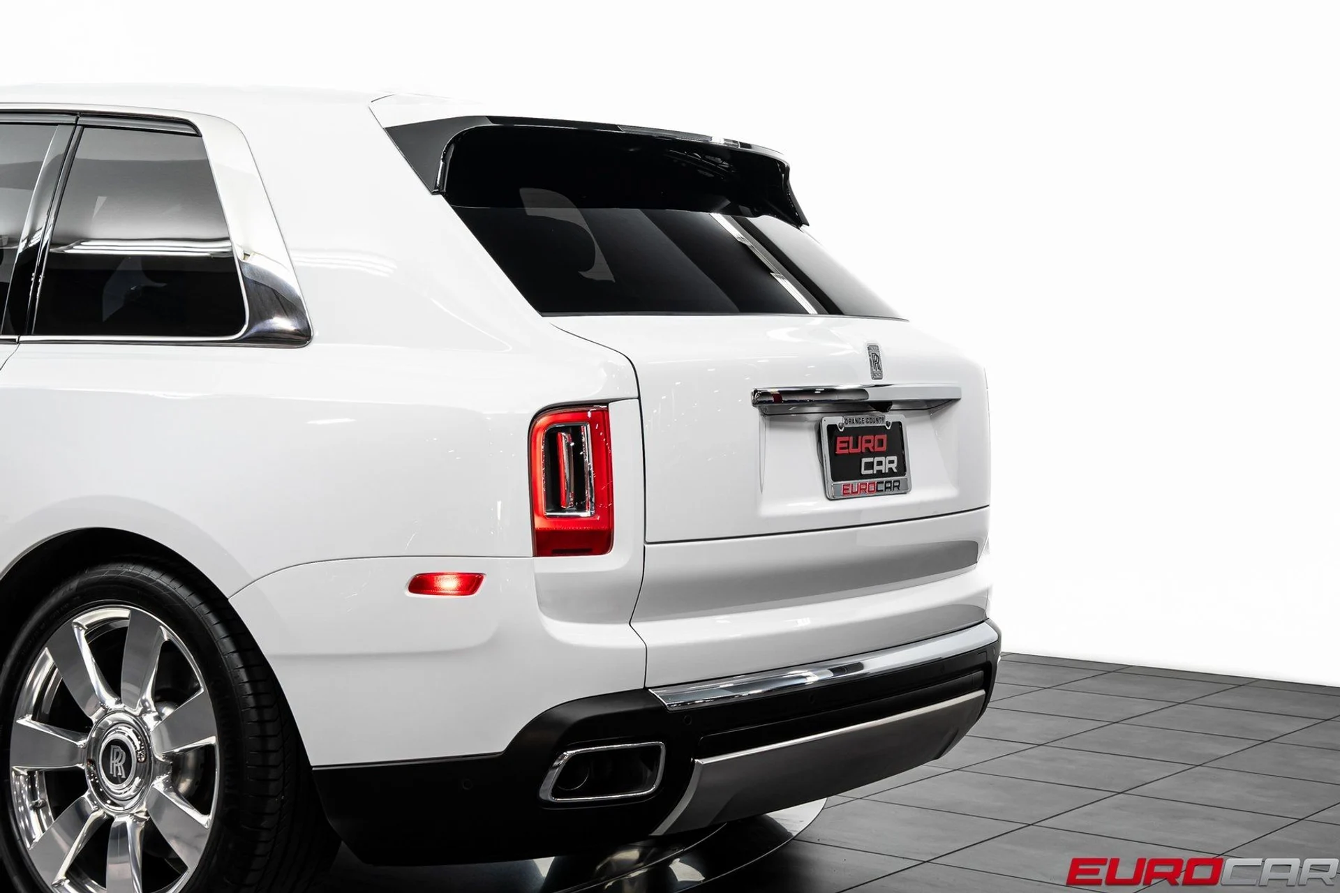 mph014_3989140701_image_15_e25f018334