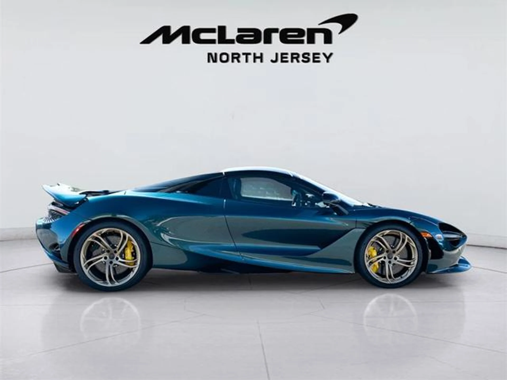 mph014_3997031462_g_TF_3_Dn_FWZUBWBT_0mopik_P_Llbp_X8_9d89a065b1