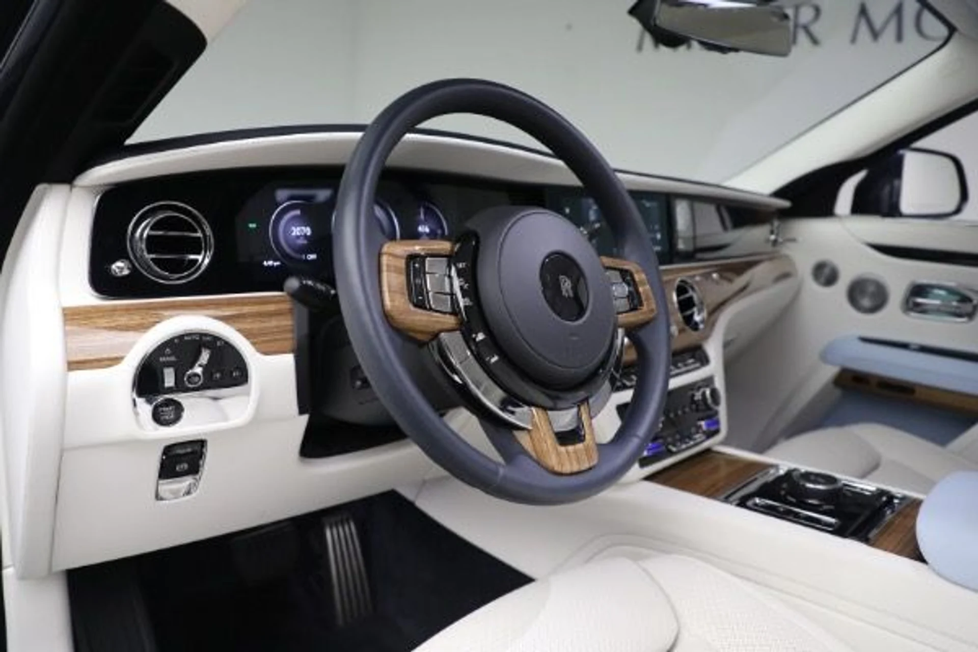 mph014_3997234372_New_2025_Rolls_Royce_Ghost_e323feb625