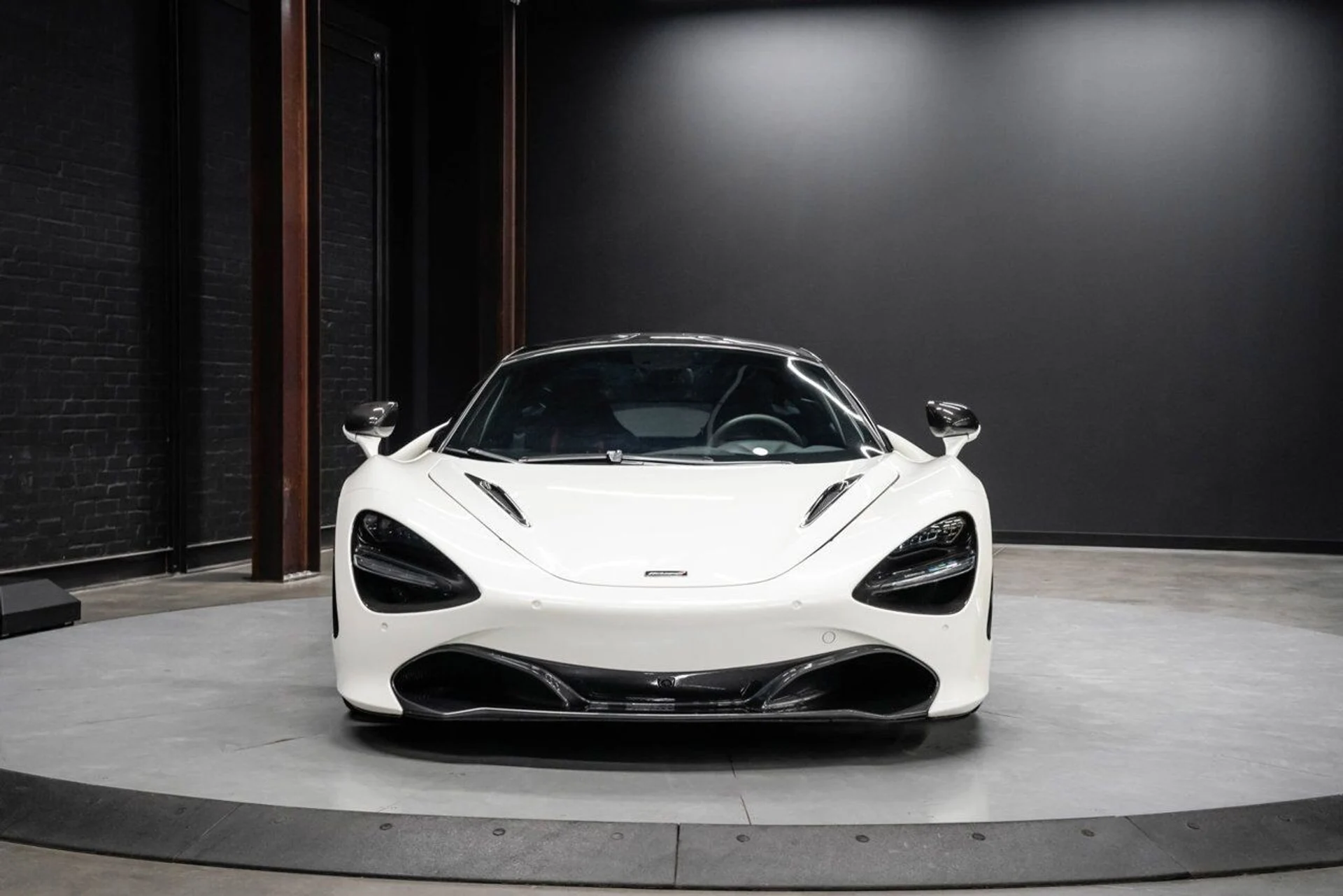 mph014_400375487_mclaren_720s_2018_0926432b39