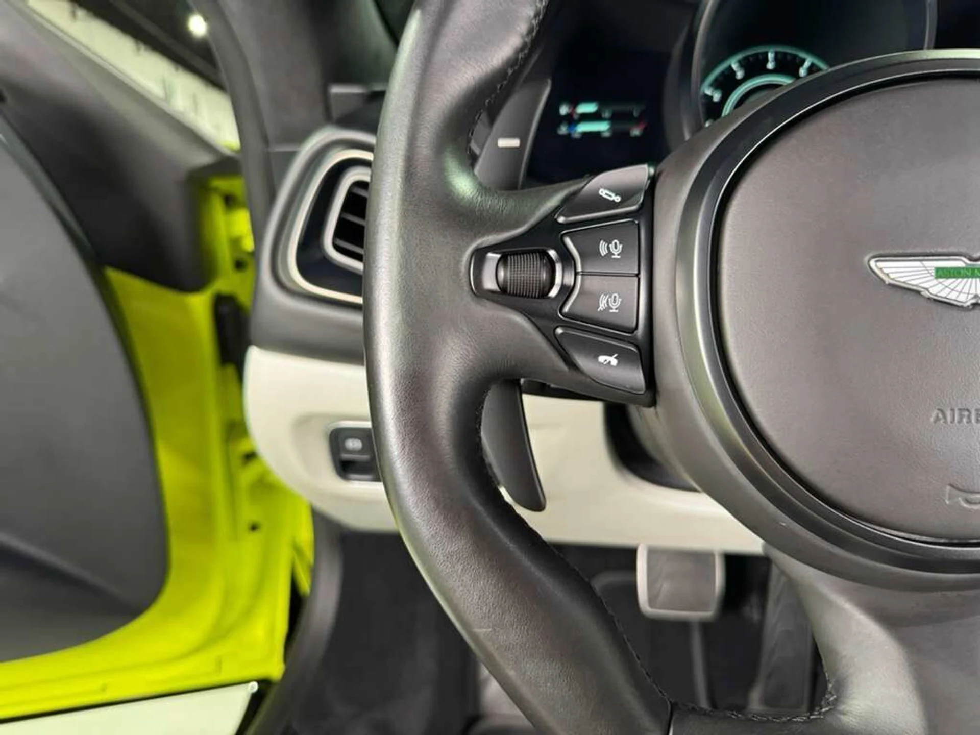 mph014_4005169125_3127cc1cd9b686036db184bae1446173_93f544d566