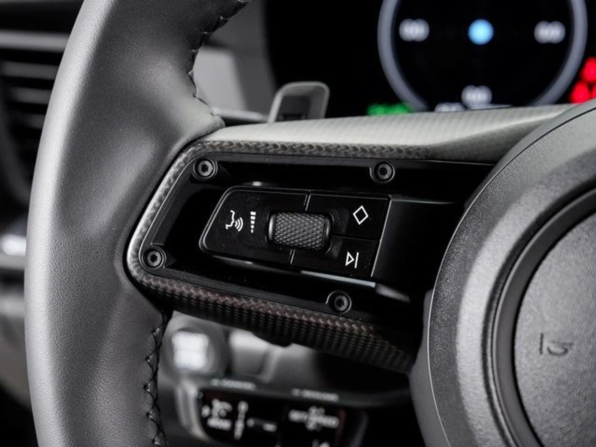 mph014_4010080261_89d49a7eca18afc857a5a46dec213cbd_a55b899723