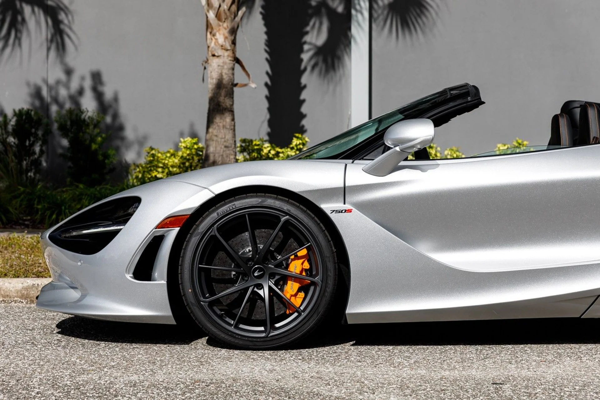 mph014_4014492865_633_p15_l_b1a22b0bea