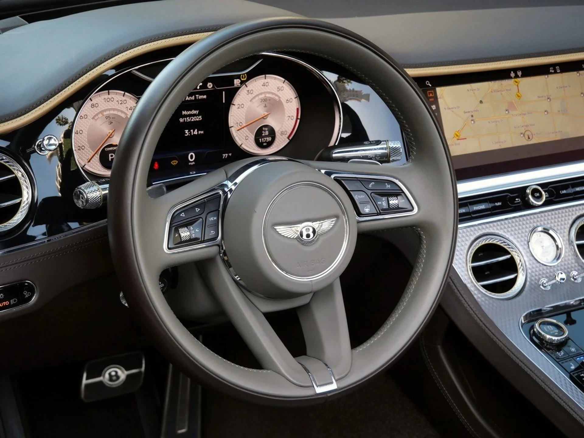 mph014_4022537558_33d1b9fca9a0e7d6a1443c1a92c71881x_49a9970ade