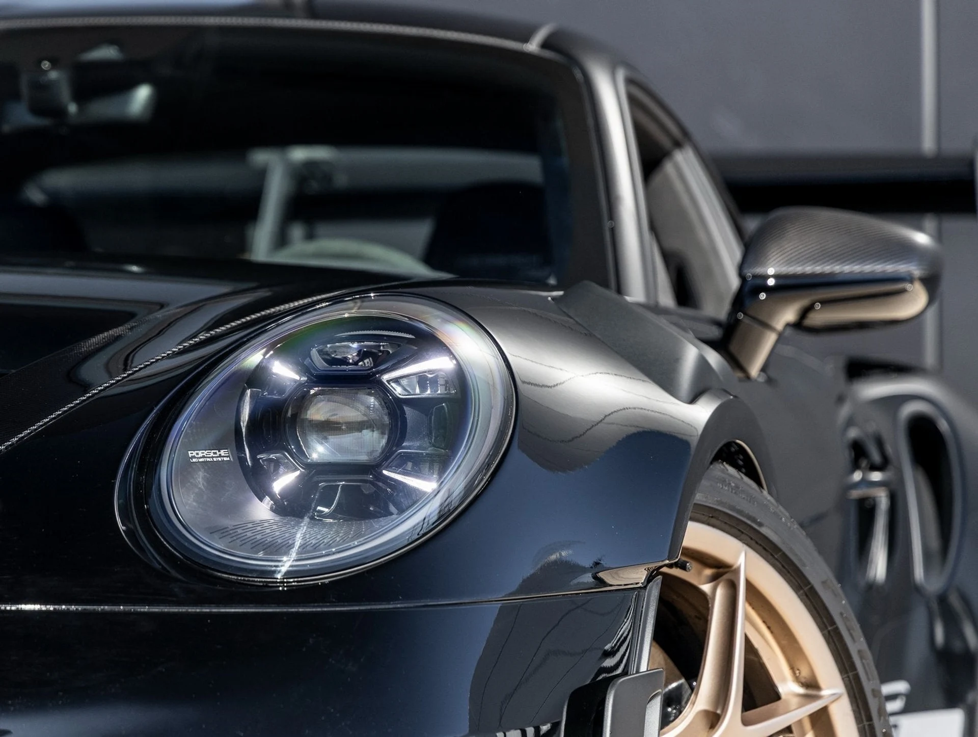 mph014_402457988_15_120d977448