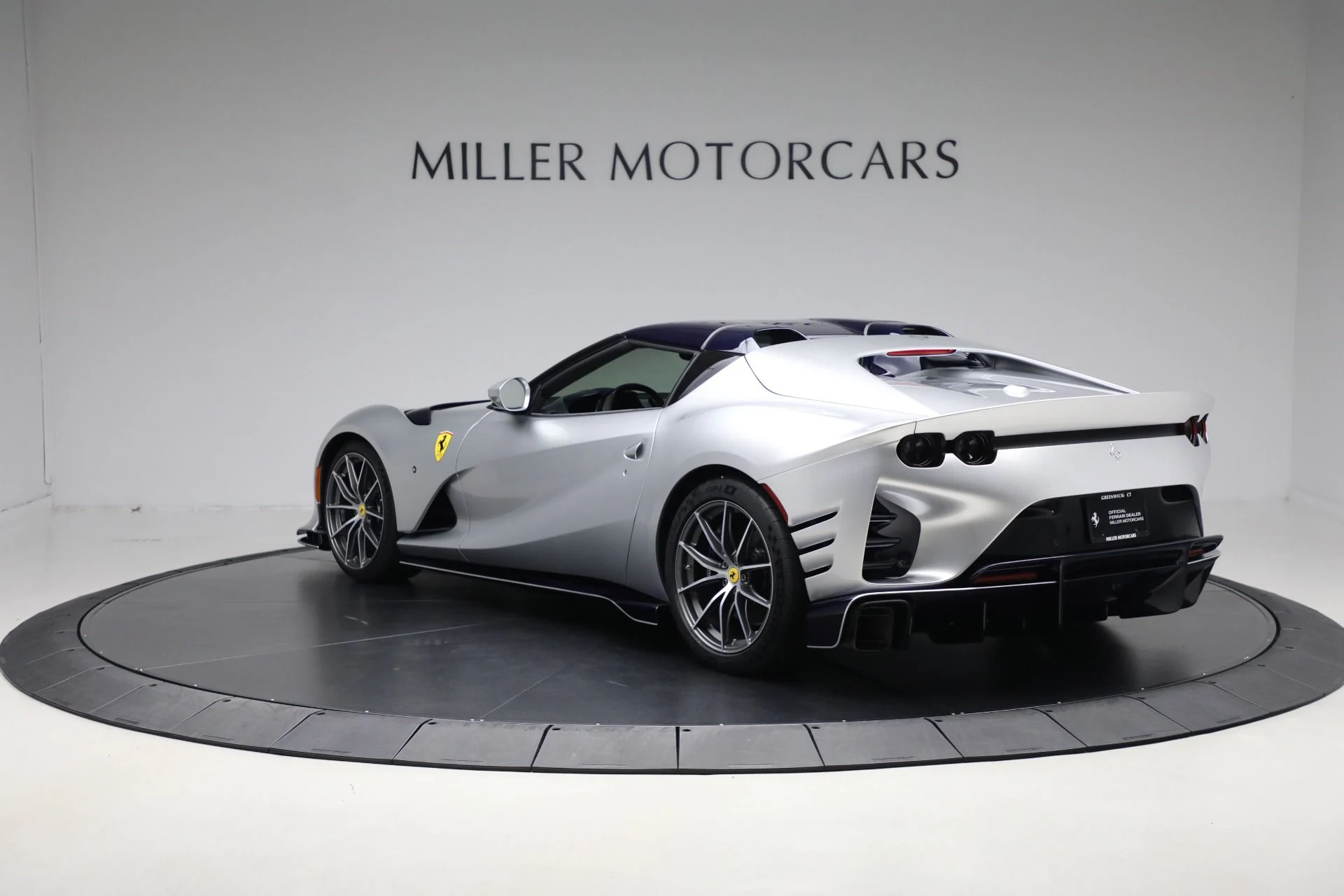 mph014_4039262754_Used_2024_Ferrari_812_Competizione_A_1765398640_a0a73819e6