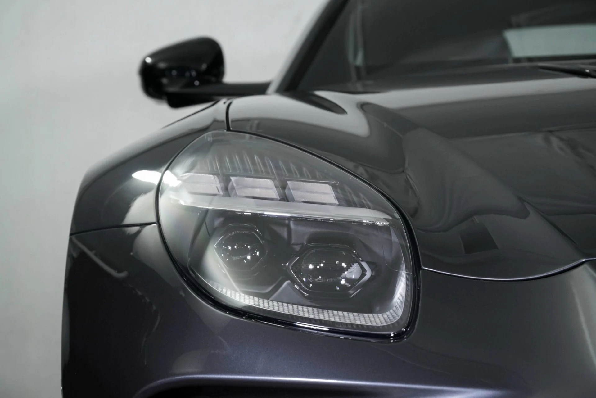 mph014_4040601879_New_2026_Aston_Martin_Vantage_S_1768374197_0c59562c10