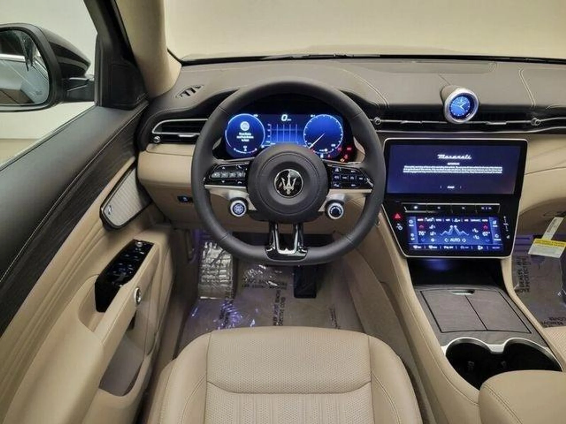mph014_404287391_Used_2023_Maserati_Grecale_GT_1724242296_d144a288c6