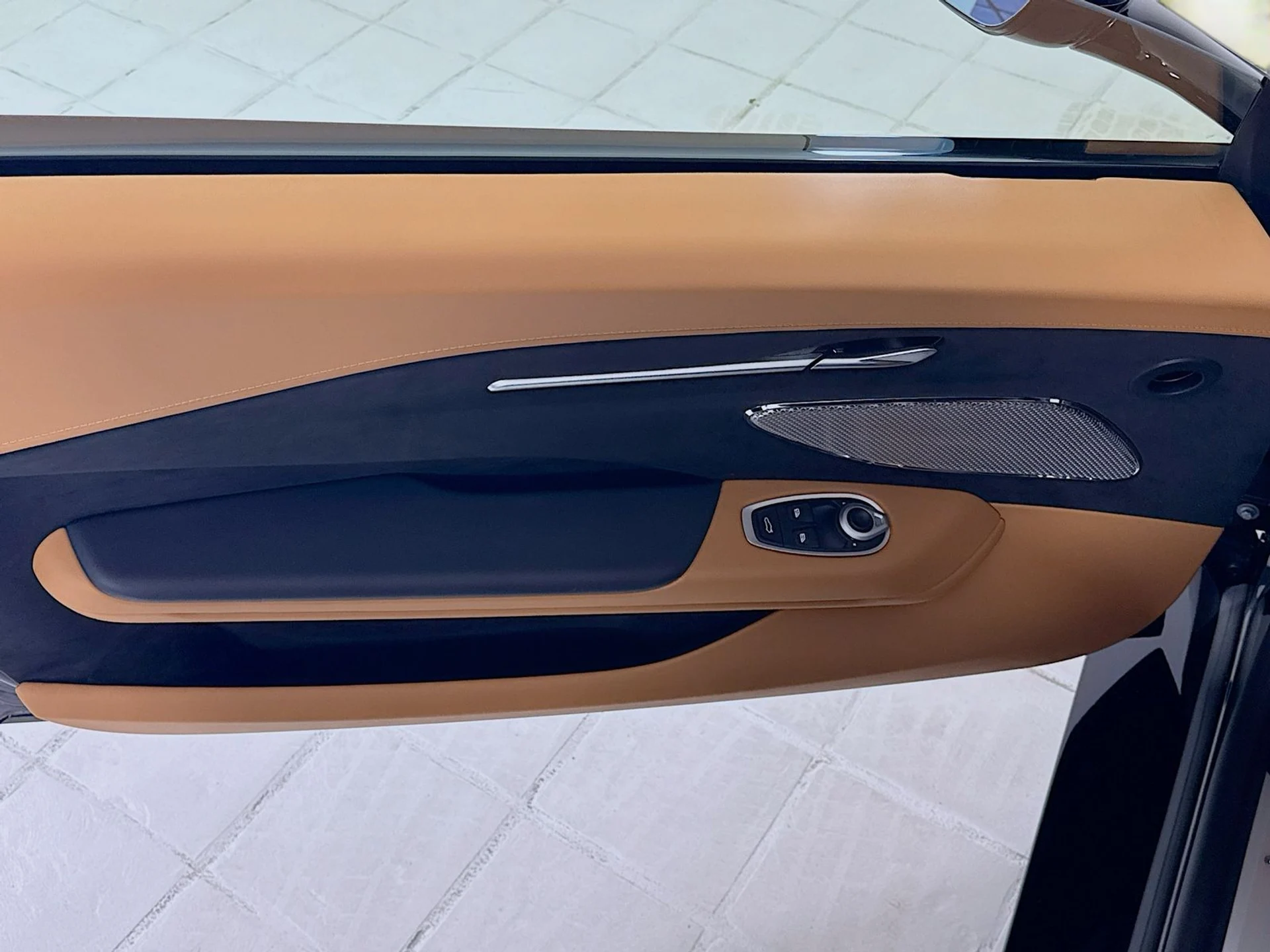 mph014_4043636661_037a97e1dc876ceac4e6782f454bdca8x_3701eb933d